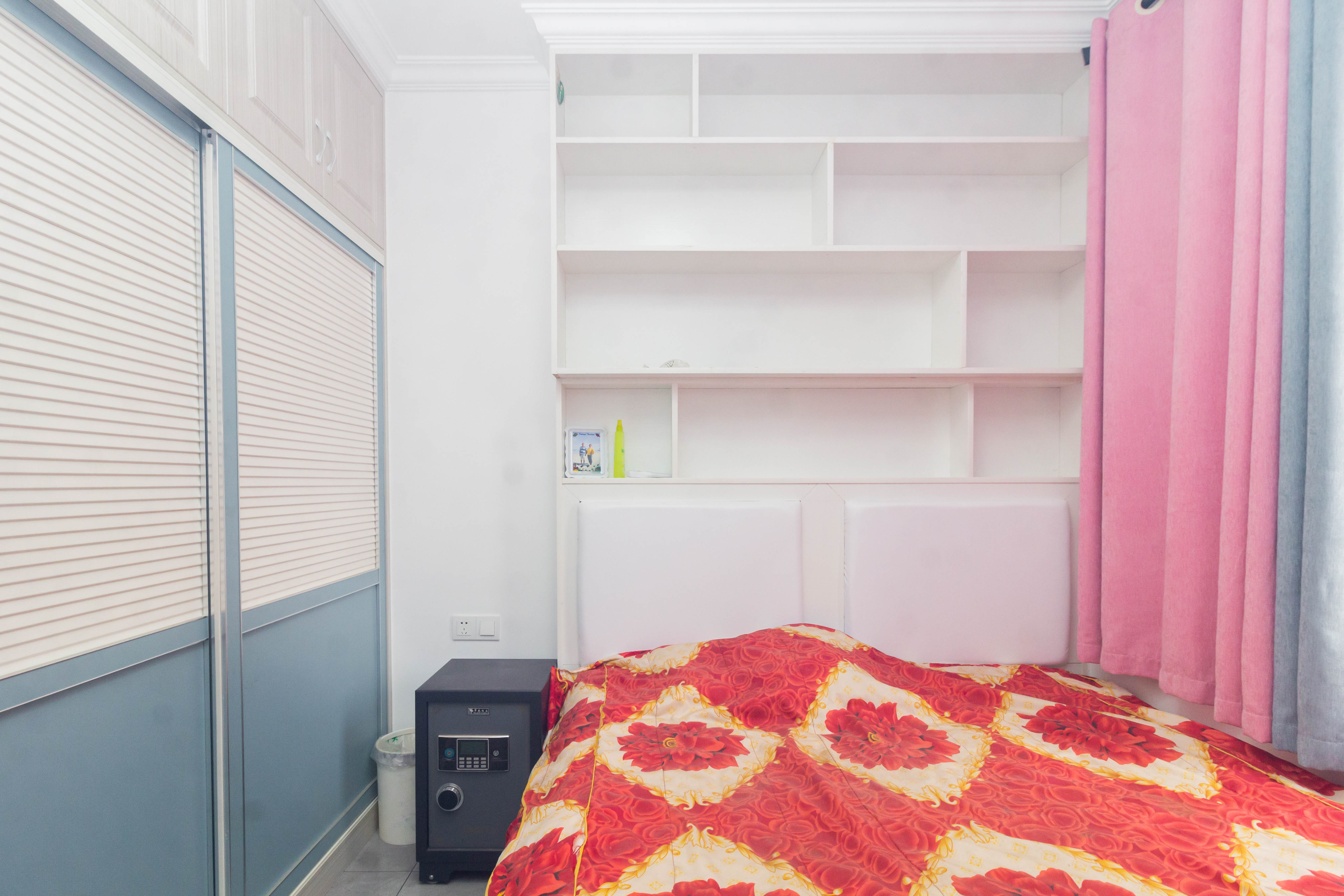 东方美地 3室2厅2卫 96.8万 东方美地 3室2厅2卫 96.8万卧室