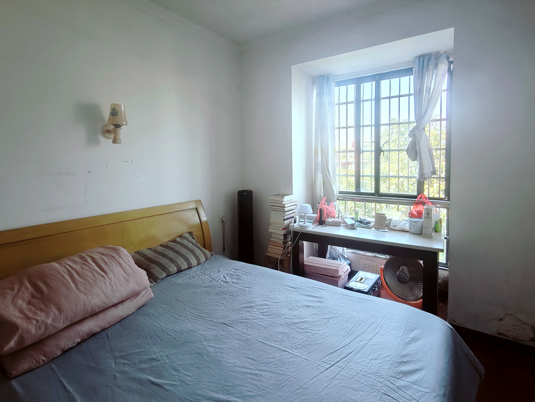 丽景华庭 3室2厅2卫 58.8万 丽景华庭 3室2厅2卫 58.8万卧室