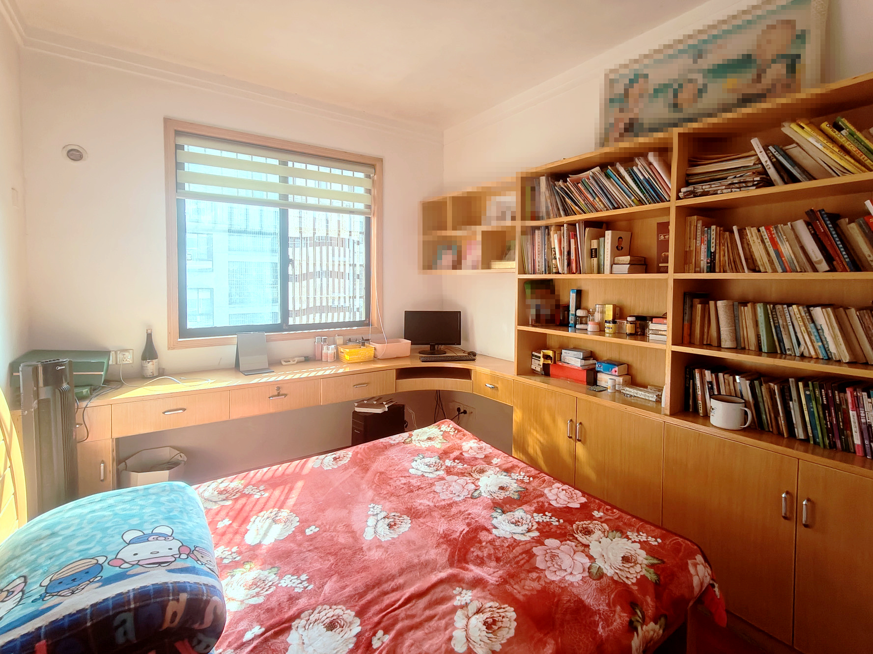 丽景华庭 3室2厅2卫 58.8万 丽景华庭 3室2厅2卫 58.8万卧室