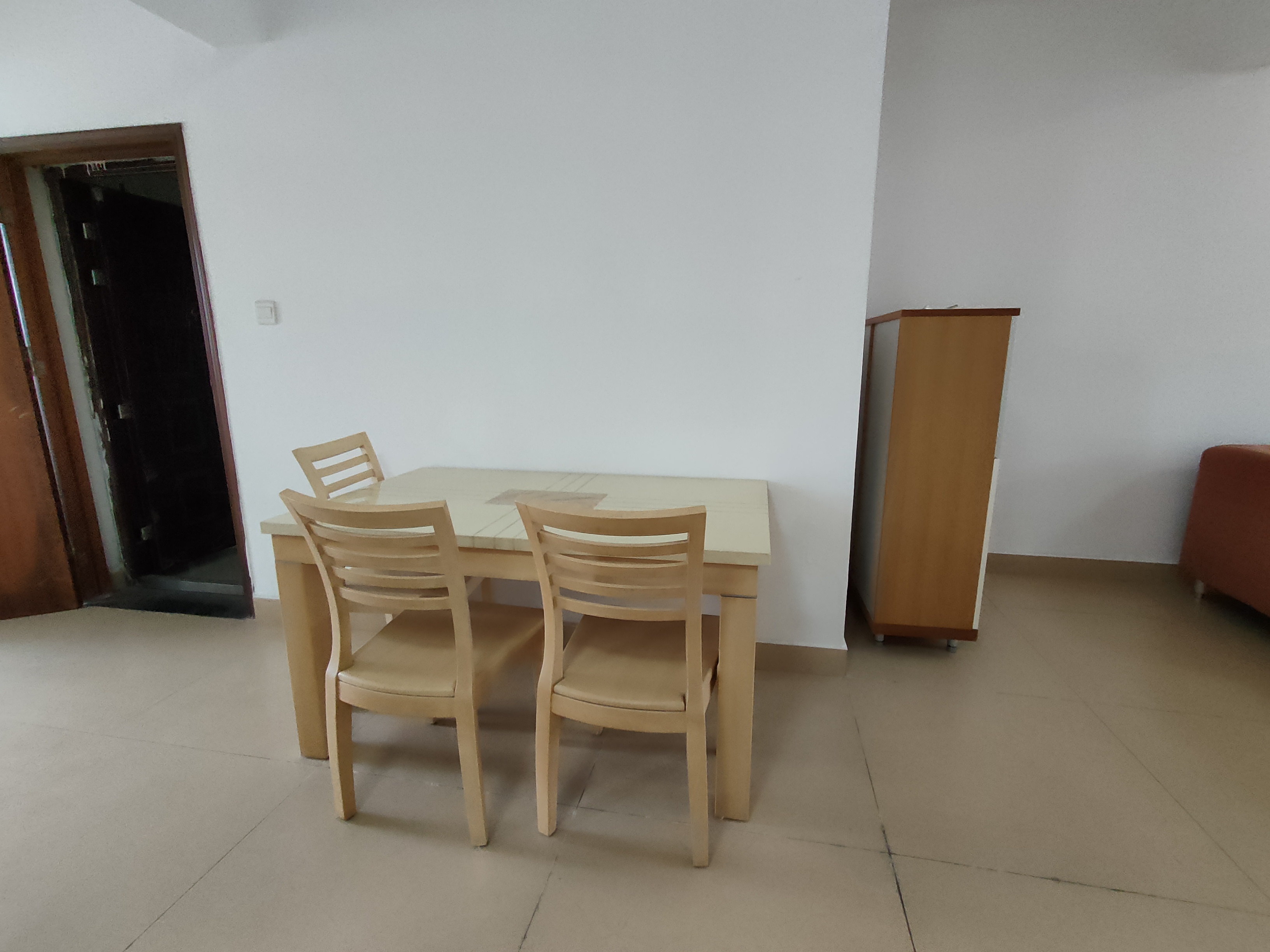 秀山观海苑 2室2厅1卫 2600.0元/月 秀山观海苑 2室2厅1卫 2600.0元/月室内图