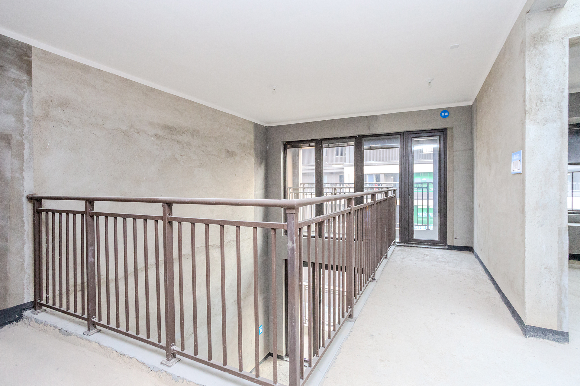 时代建发和著  6室2厅2卫    450.0万卧室