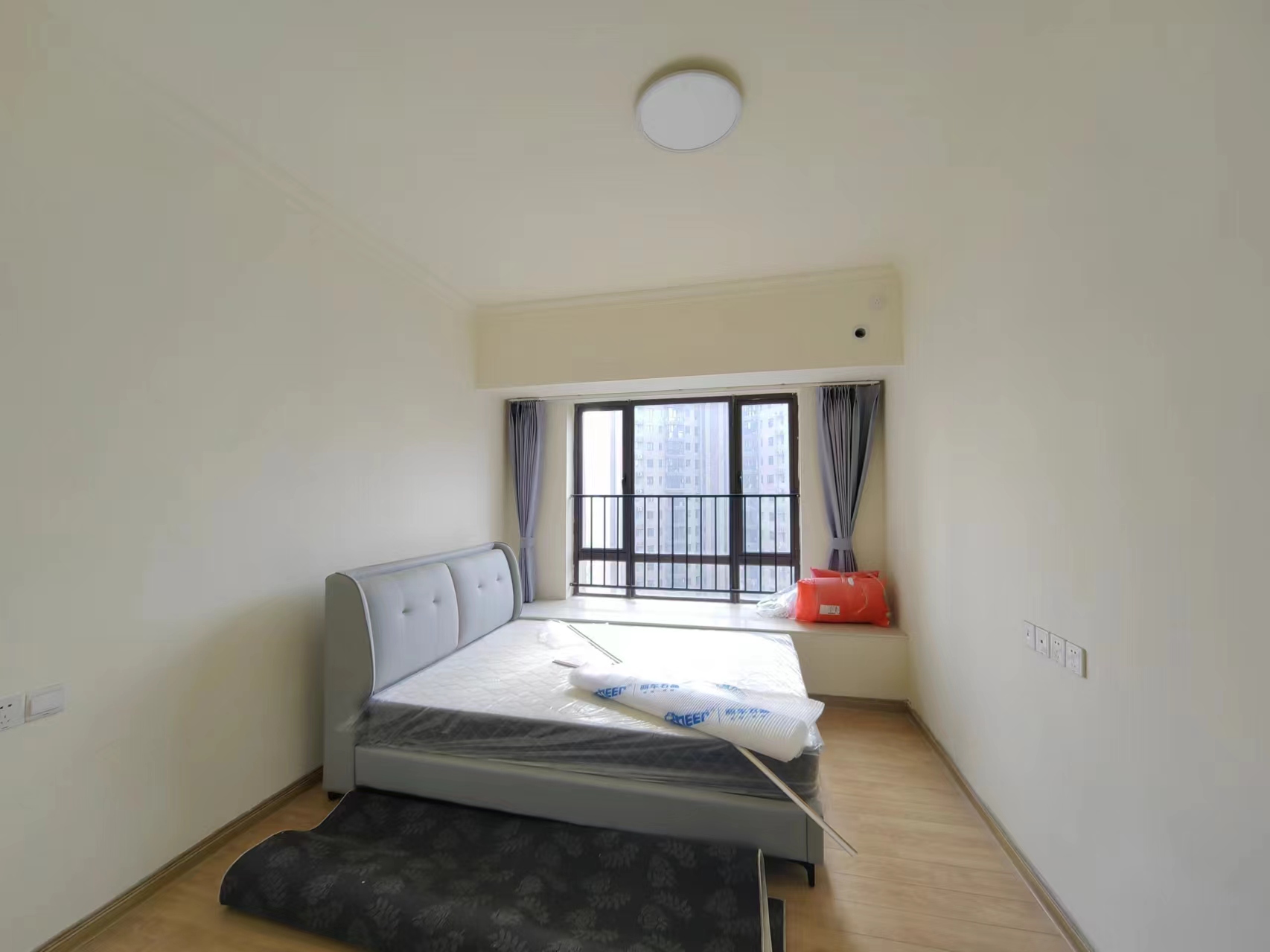 华耀碧桂园十里江湾天汇 4室2厅2卫 2800.0元/月 华耀碧桂园十里江湾天汇 4室2厅2卫 2800.0元/月室内图