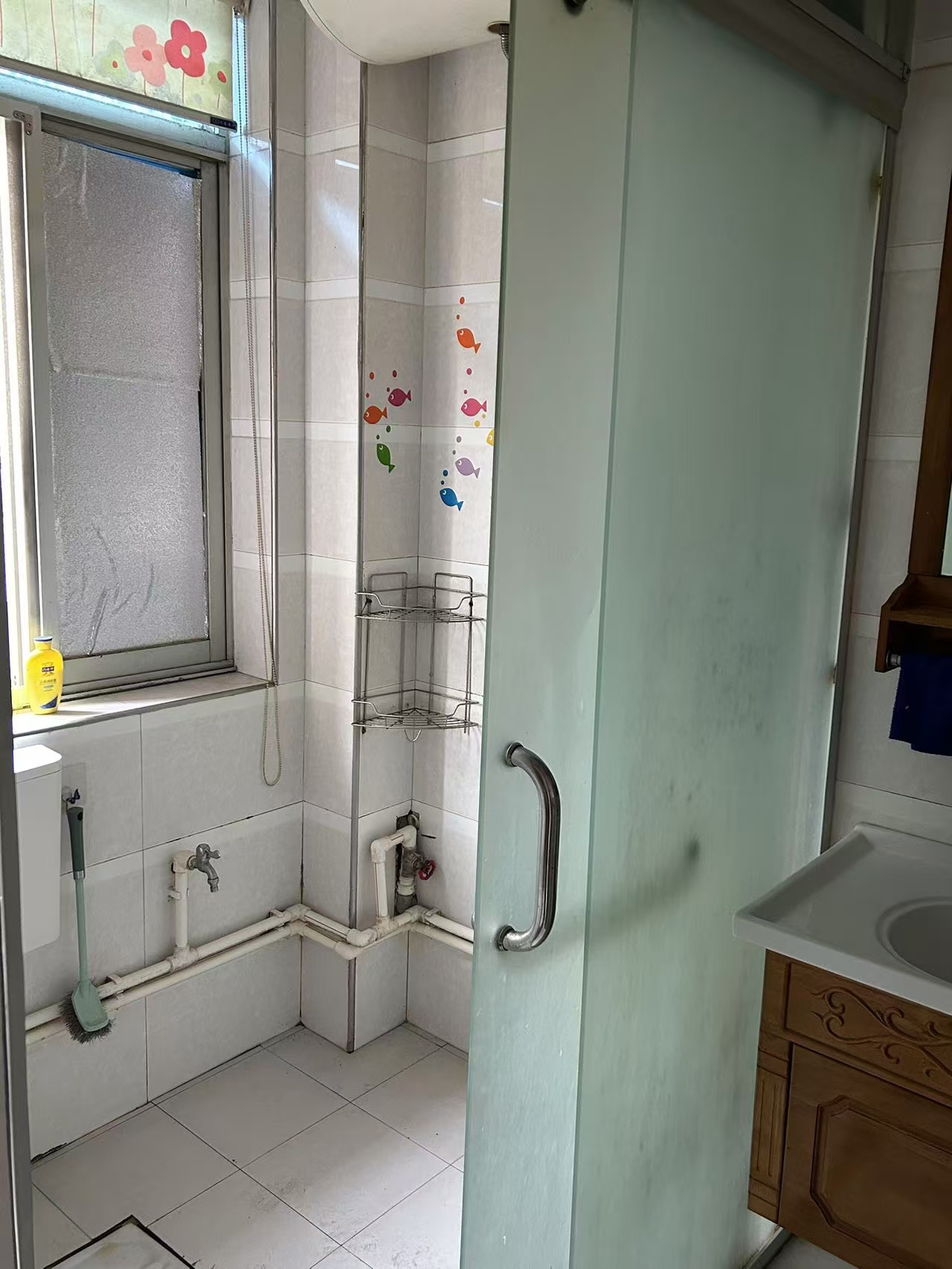 新合四村 1室0厅0卫 1700.0元/月 新合四村 1室0厅0卫 1700.0元/月室内图