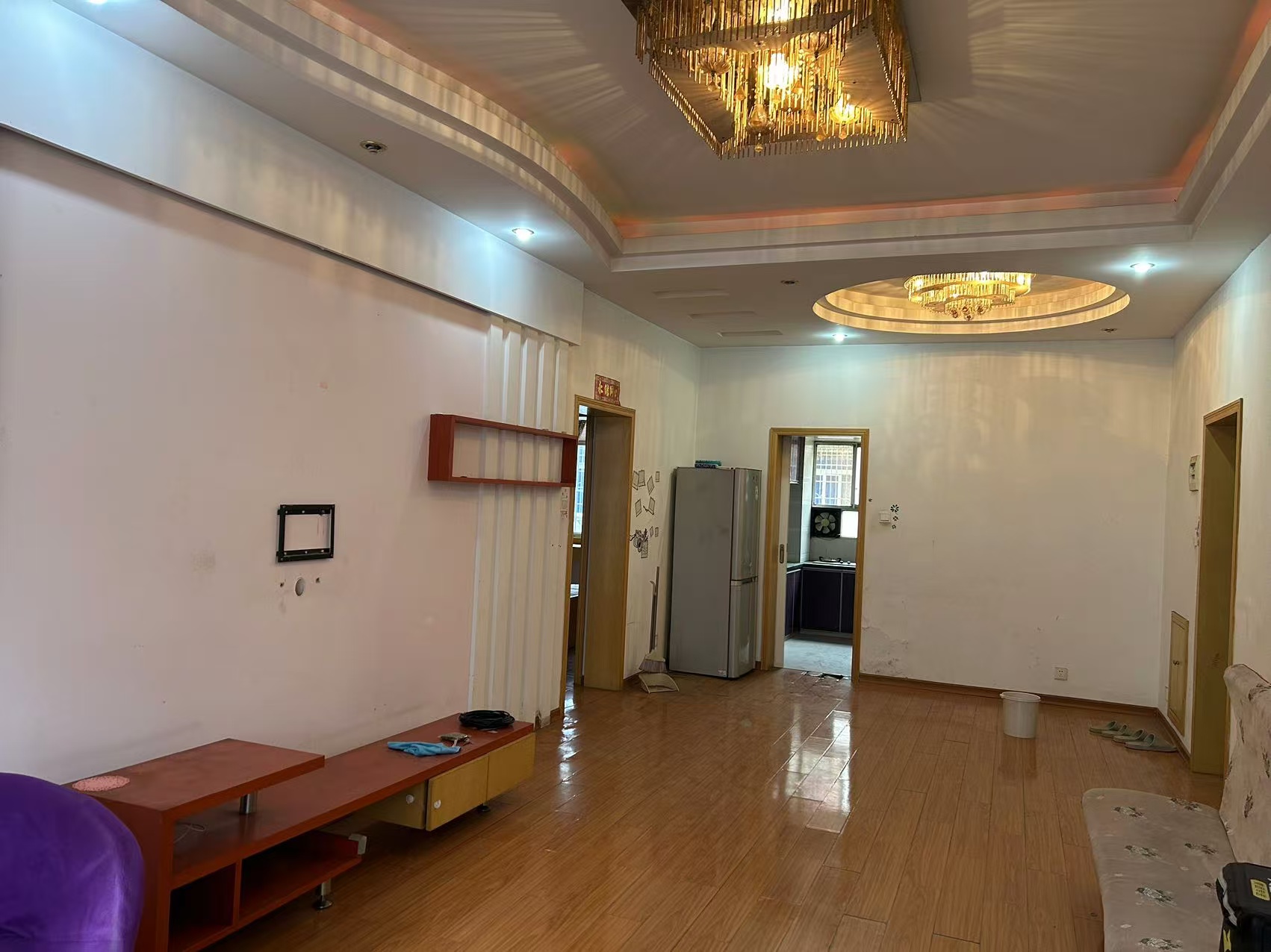 新合四村 1室0厅0卫 1700.0元/月 新合四村 1室0厅0卫 1700.0元/月室内图