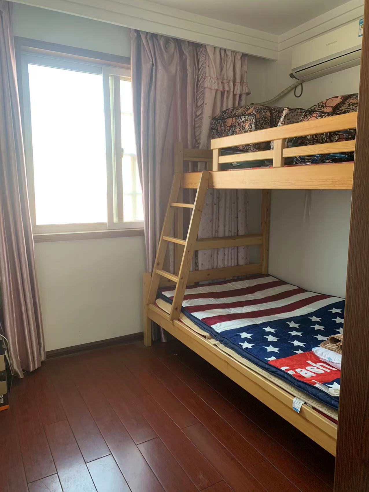 东业苹果社区 3室2厅1卫 1700.0元/月 东业苹果社区 3室2厅1卫 1700.0元/月室内图