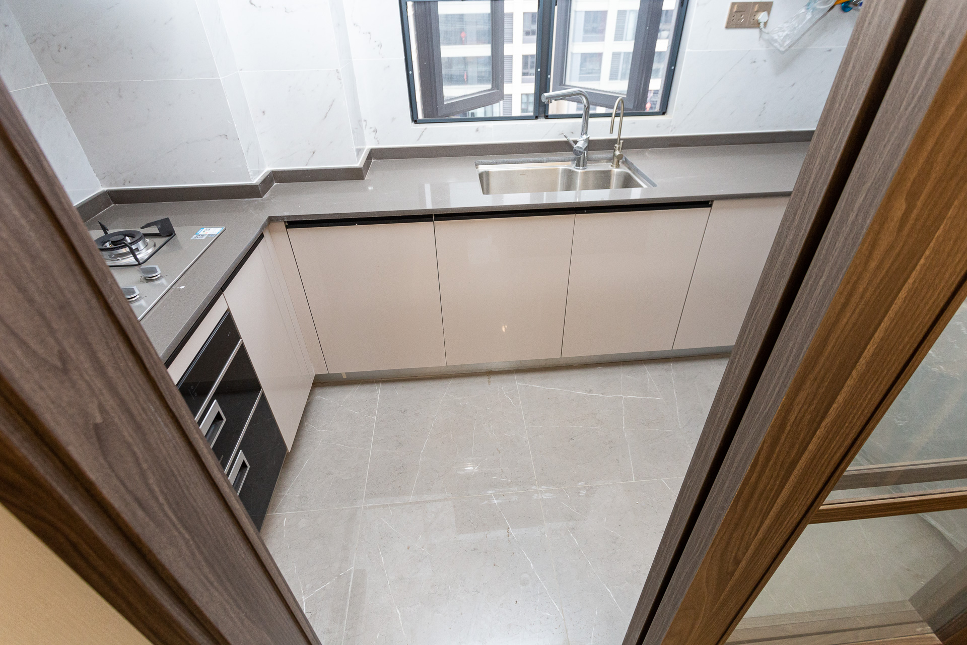 龙湖翠湖壹号 4室2厅2卫 158.0万 龙湖翠湖壹号 4室2厅2卫 158.0万厨房