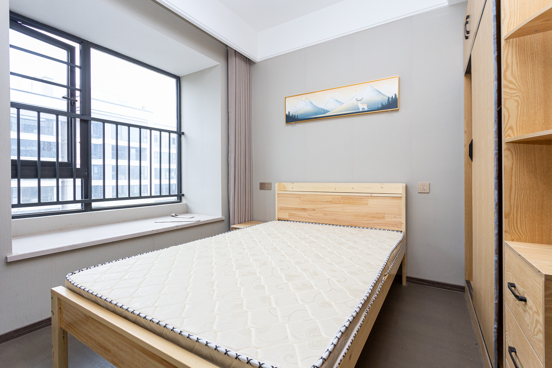 龙湖翠湖壹号 4室2厅2卫 158.0万 龙湖翠湖壹号 4室2厅2卫 158.0万卧室