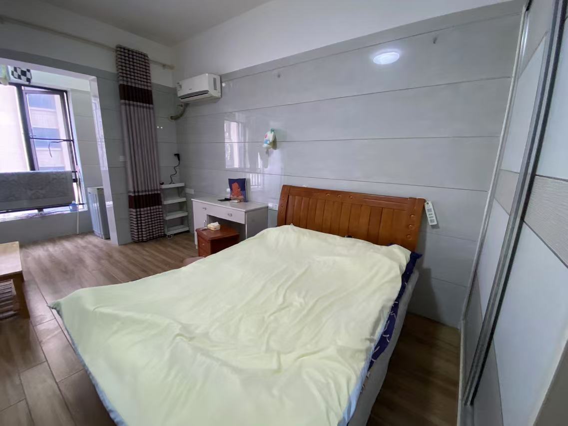 中泰财富湘江 1室1厅1卫 24.8万 中泰财富湘江 1室1厅1卫 24.8万室内图