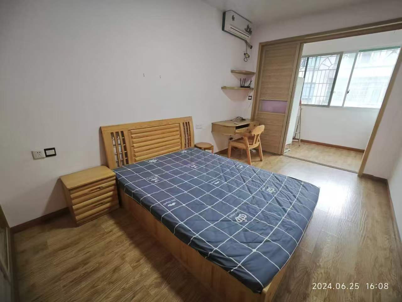 湖南省特種設(shè)備檢驗檢測院宿舍樓  3室2廳1衛(wèi)   2800.00元/月
