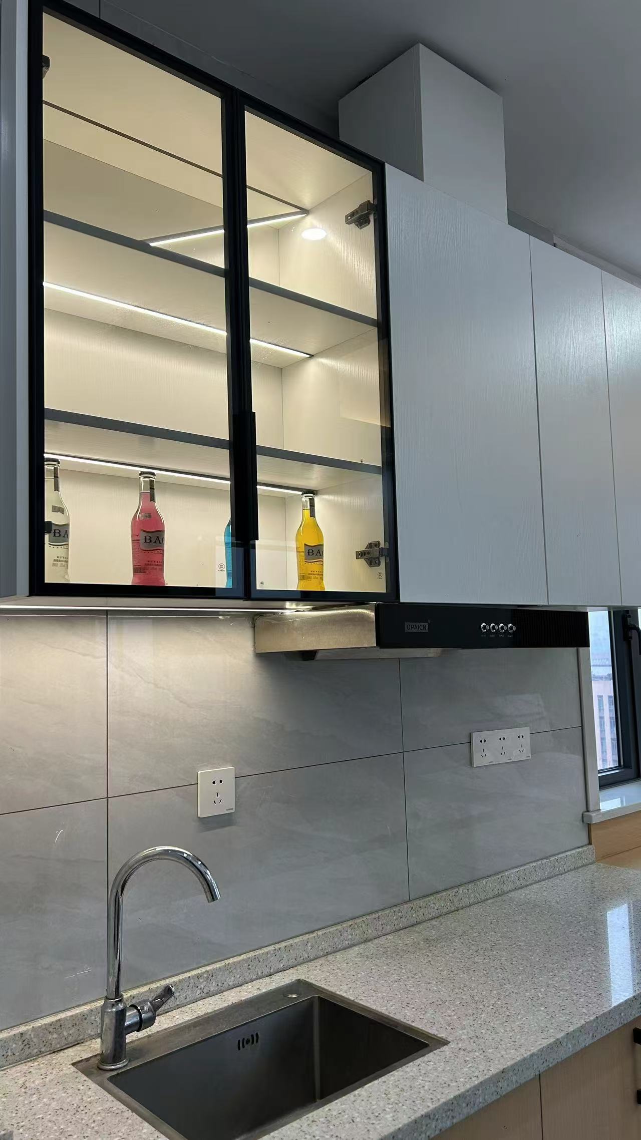 工大青年街区  1室1厅1卫    1500.0元/月 工大青年街区  1室1厅1卫    1500.0元/月室内图