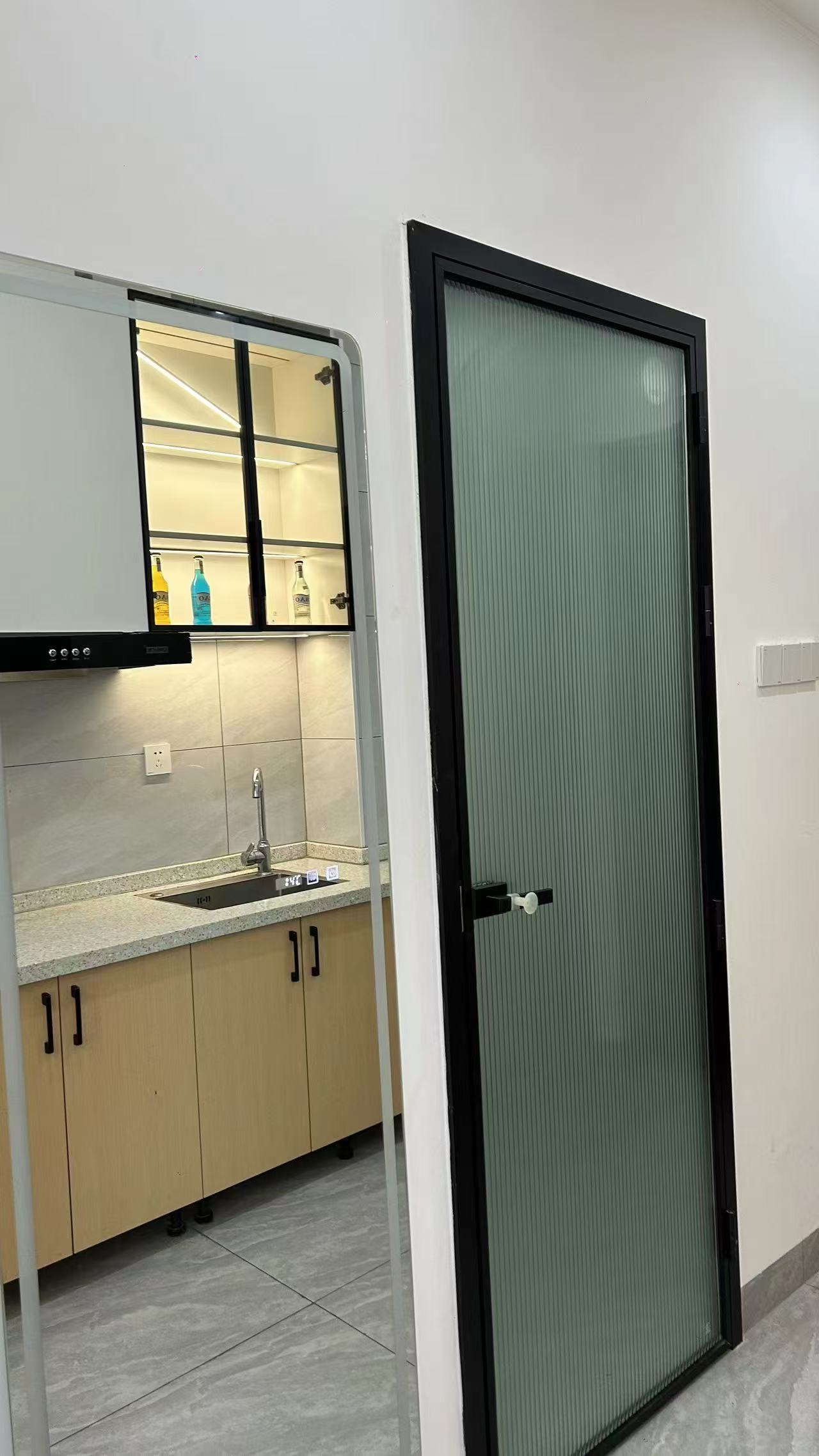 工大青年街区  1室1厅1卫    1500.0元/月 工大青年街区  1室1厅1卫    1500.0元/月室内图