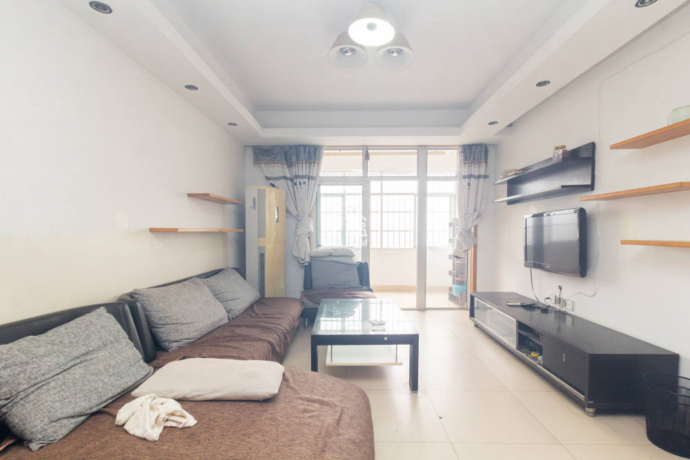 未来蜂巢  2室2厅1卫    41.8万