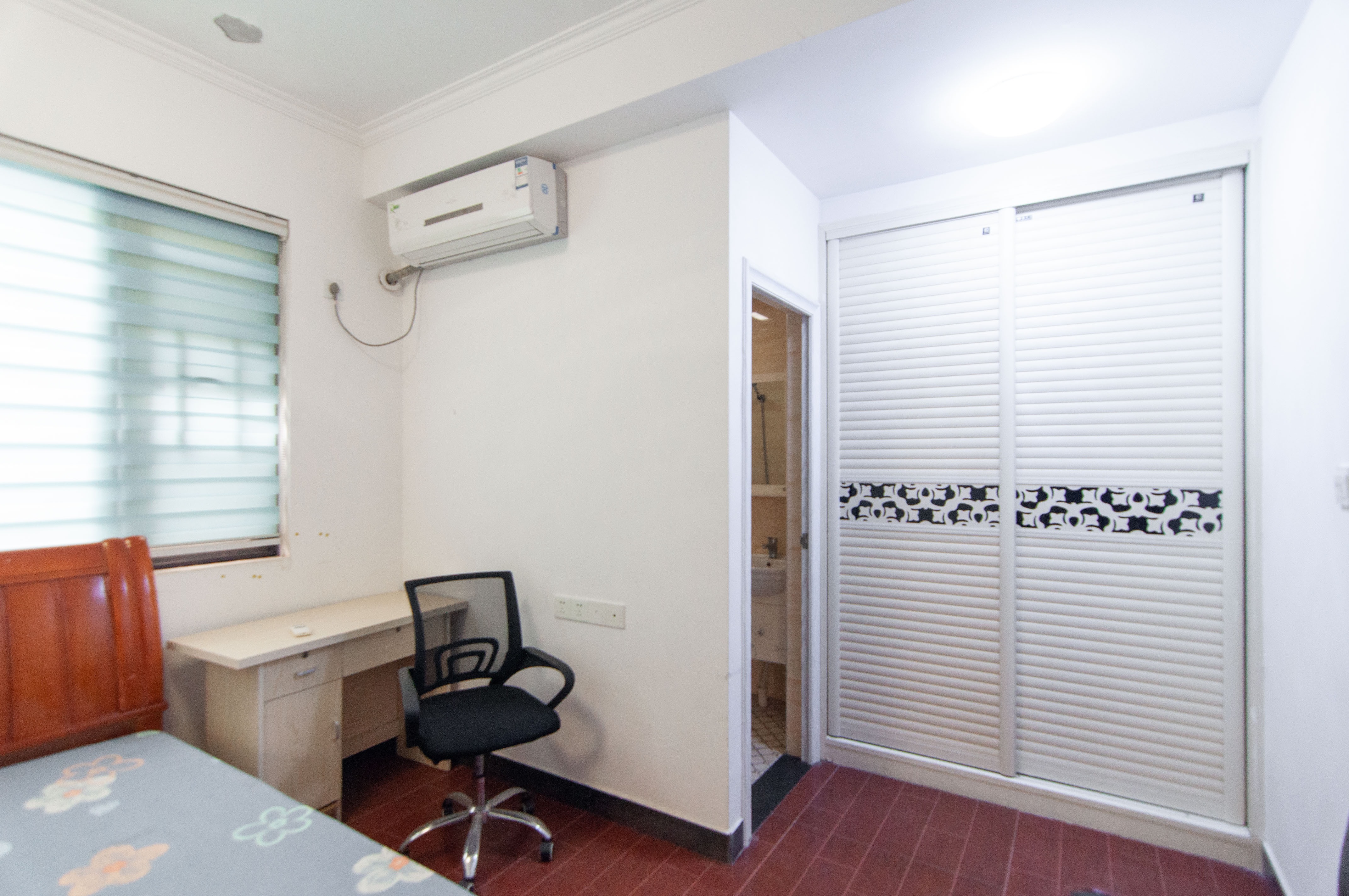 金茂梅溪湖 3室2厅1卫 130.0万 金茂梅溪湖 3室2厅1卫 130.0万其他