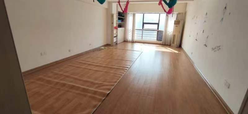 中房电脑大市场 1室0厅0卫 1200.0元/月 中房电脑大市场 1室0厅0卫 1200.0元/月室内图