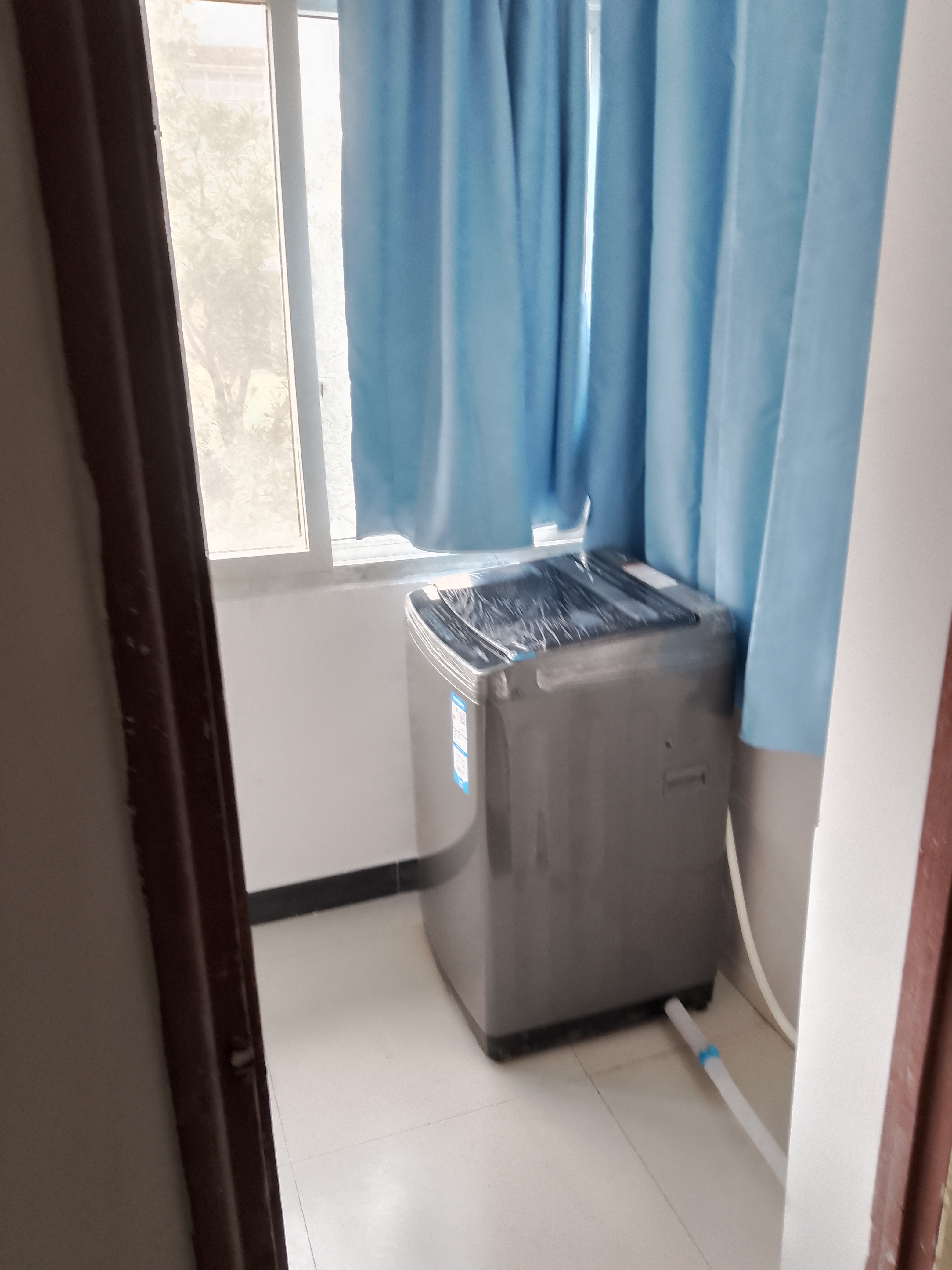 石佳冲小区  1室1厅1卫   1500.00元/月室内图