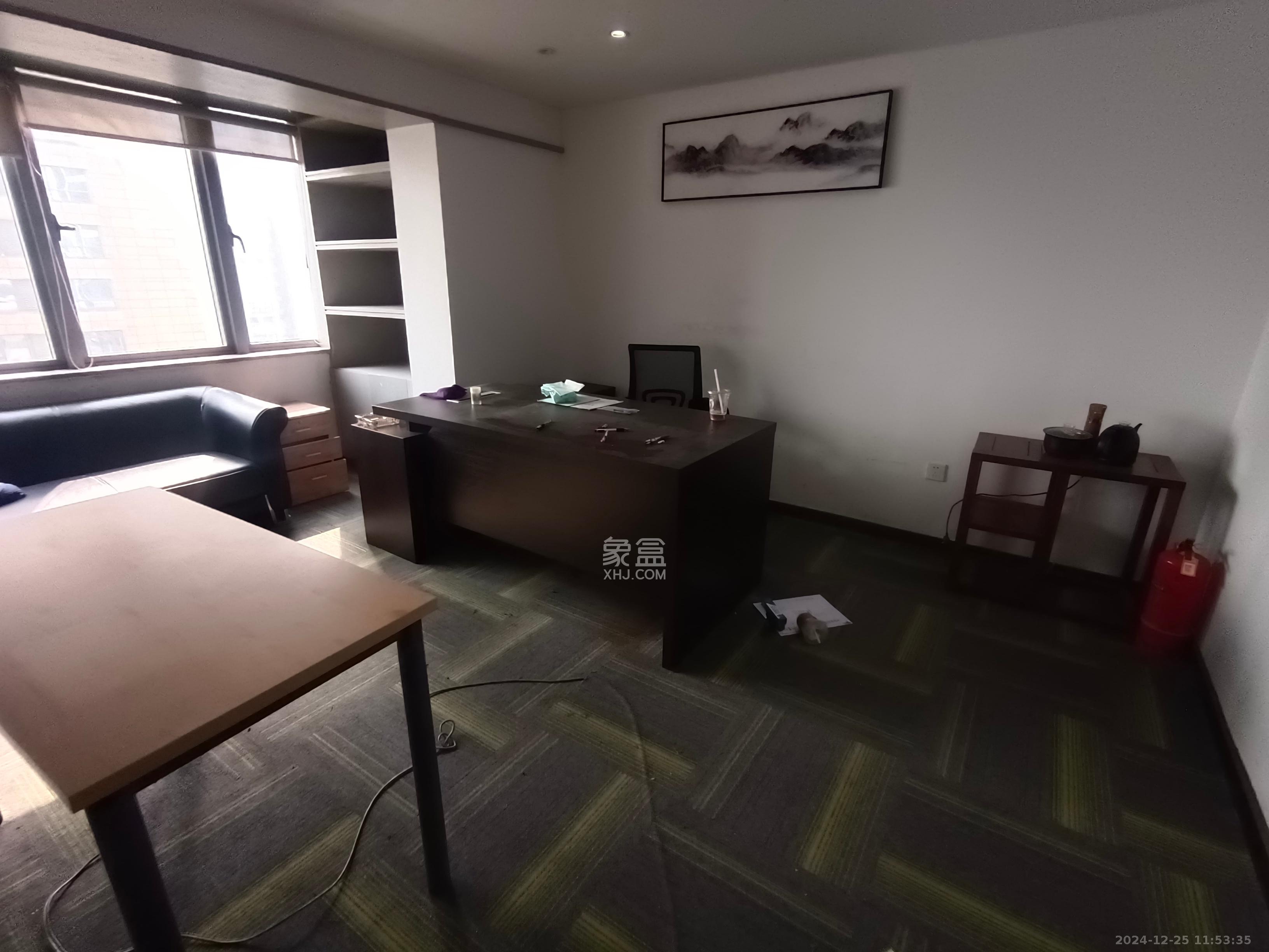 保利国际广场 1室1厅1卫 5000.0元/月 保利国际广场 1室1厅1卫 5000.0元/月室内图