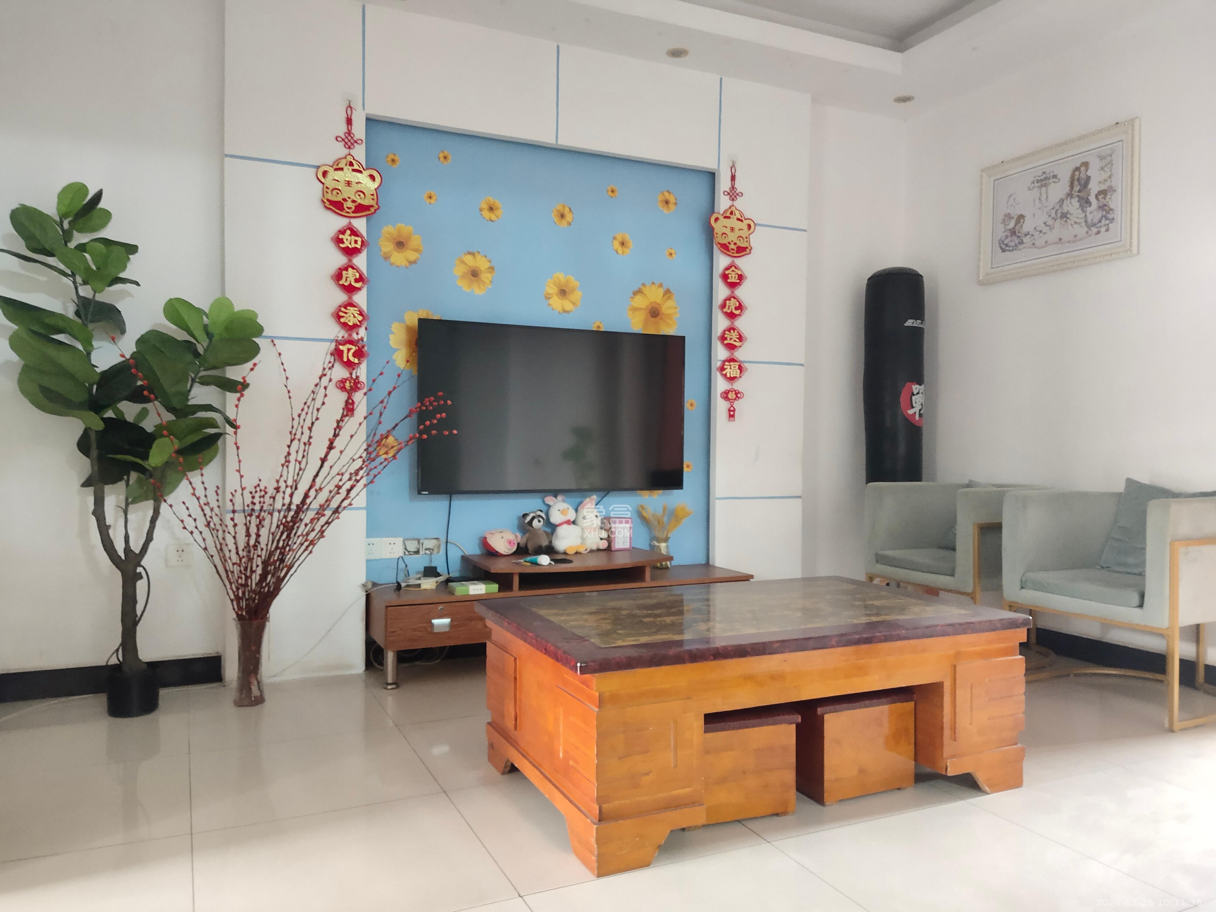 月湖安置小区(马栏山小区) 3室2厅1卫 1800.0元/月 月湖安置小区(马栏山小区) 3室2厅1卫 1800.0元/月室内图