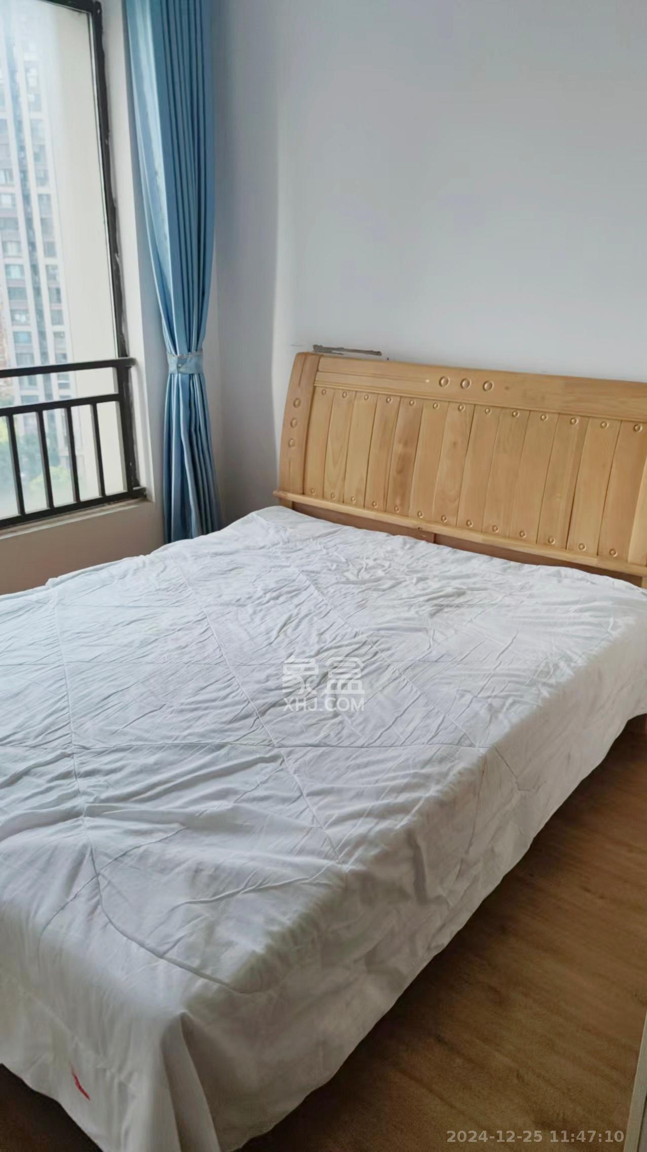 旭辉御府  3室2厅1卫    2500.0元/月室内图