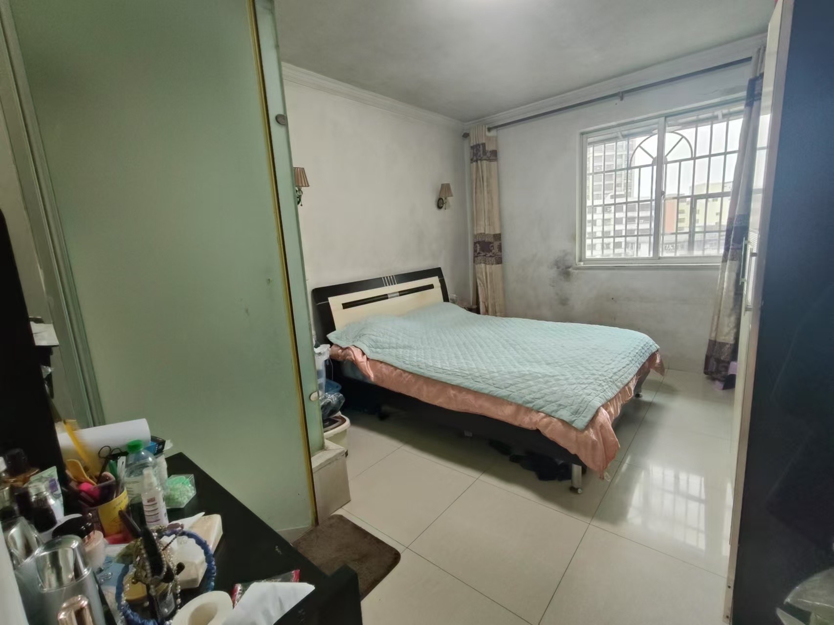 龙华商城  3室2厅2卫    112.0万 龙华商城  3室2厅2卫    112.0万客厅