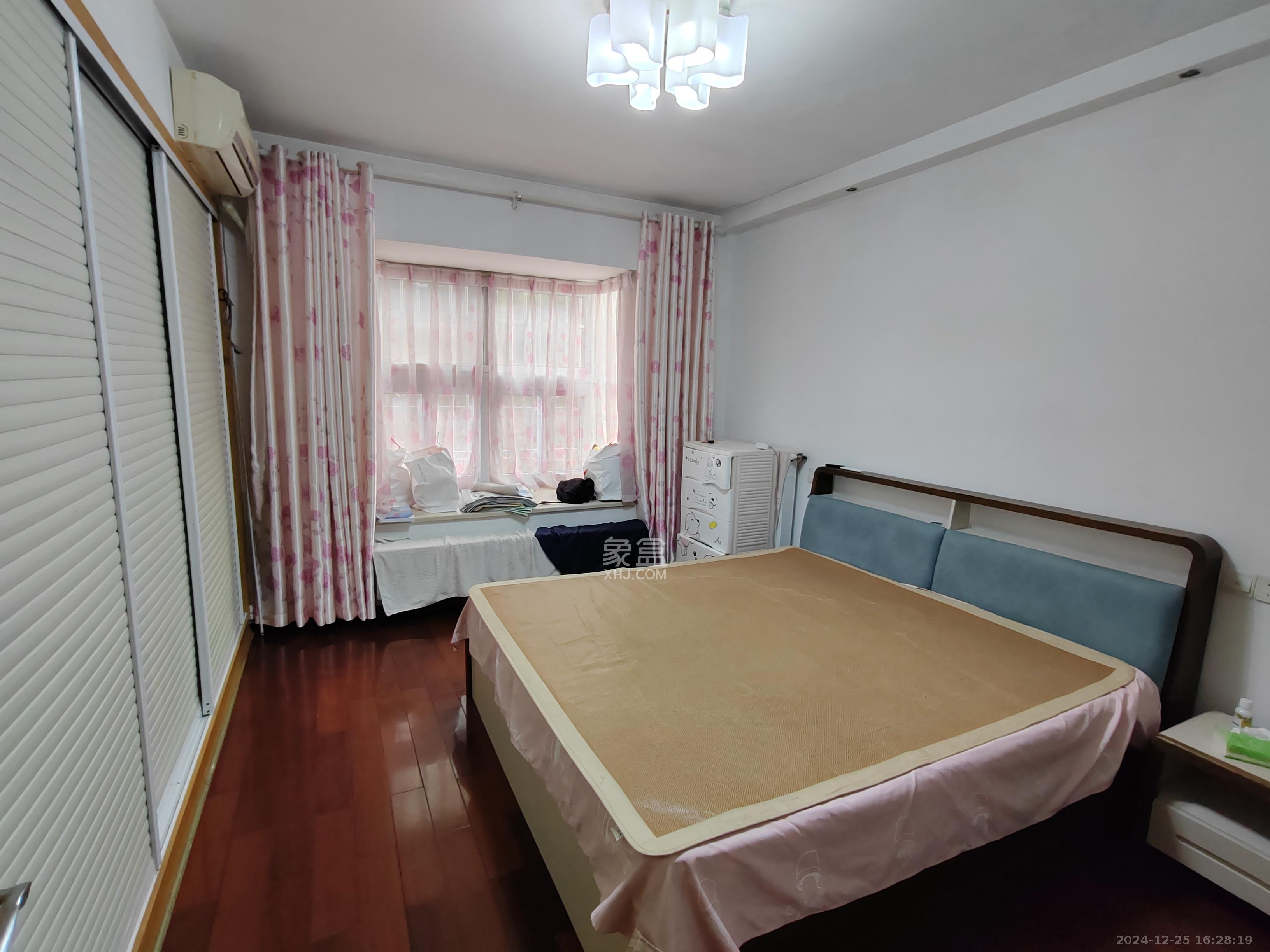 水利水电学府佳院(方略学府佳院) 1室3厅2卫 2400.0元/月 水利水电学府佳院(方略学府佳院) 1室3厅2卫 2400.0元/月室内图