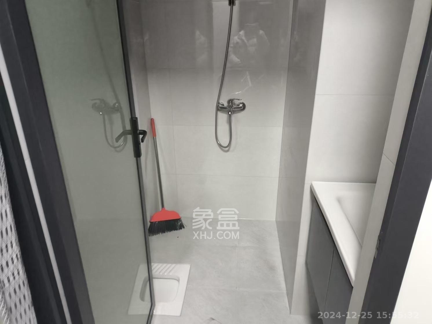 莲馨苑  1室0厅0卫    1400.0元/月室内图