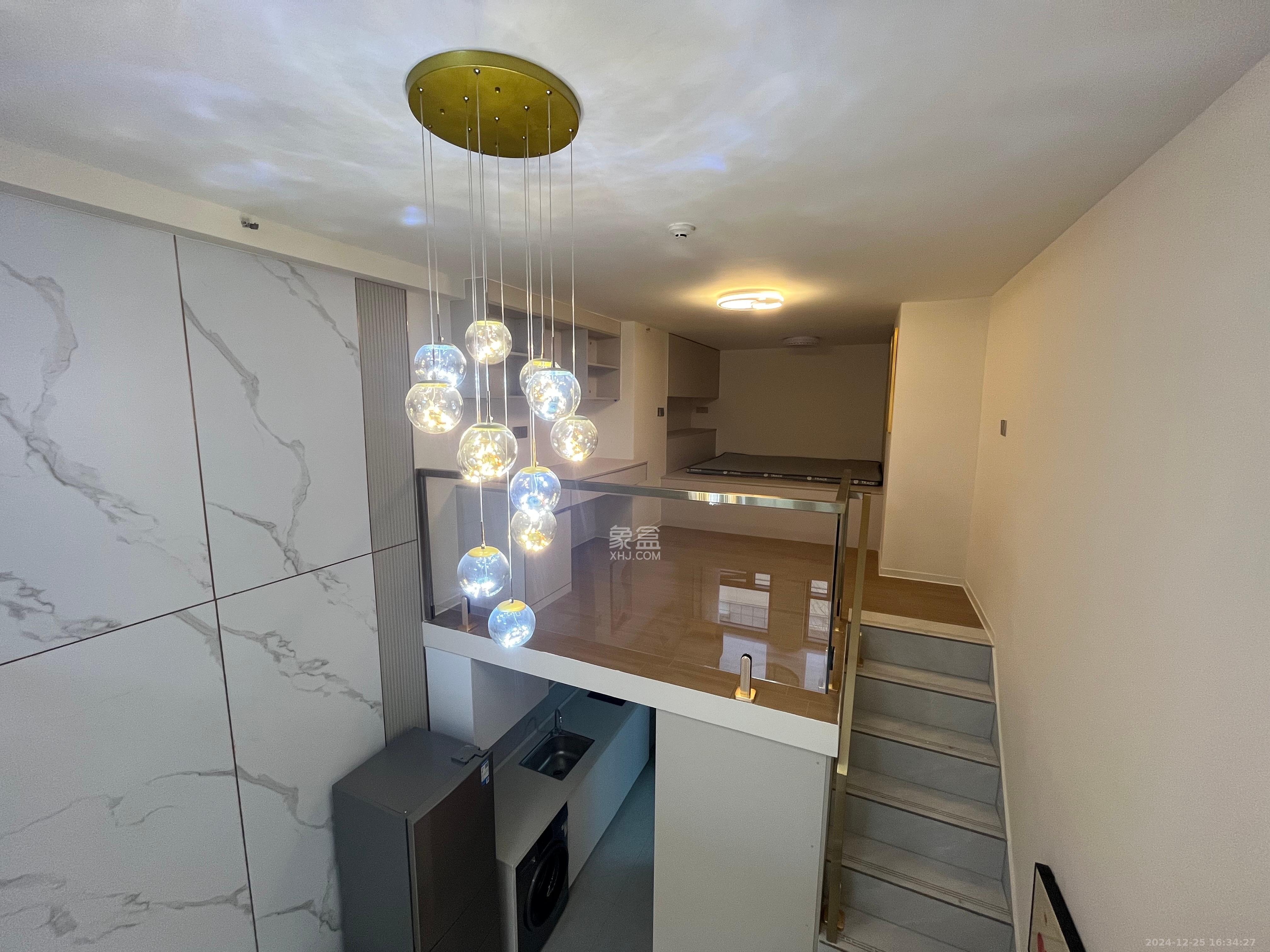 中交广场公寓  2室1厅1卫    2600.0元/月室内图