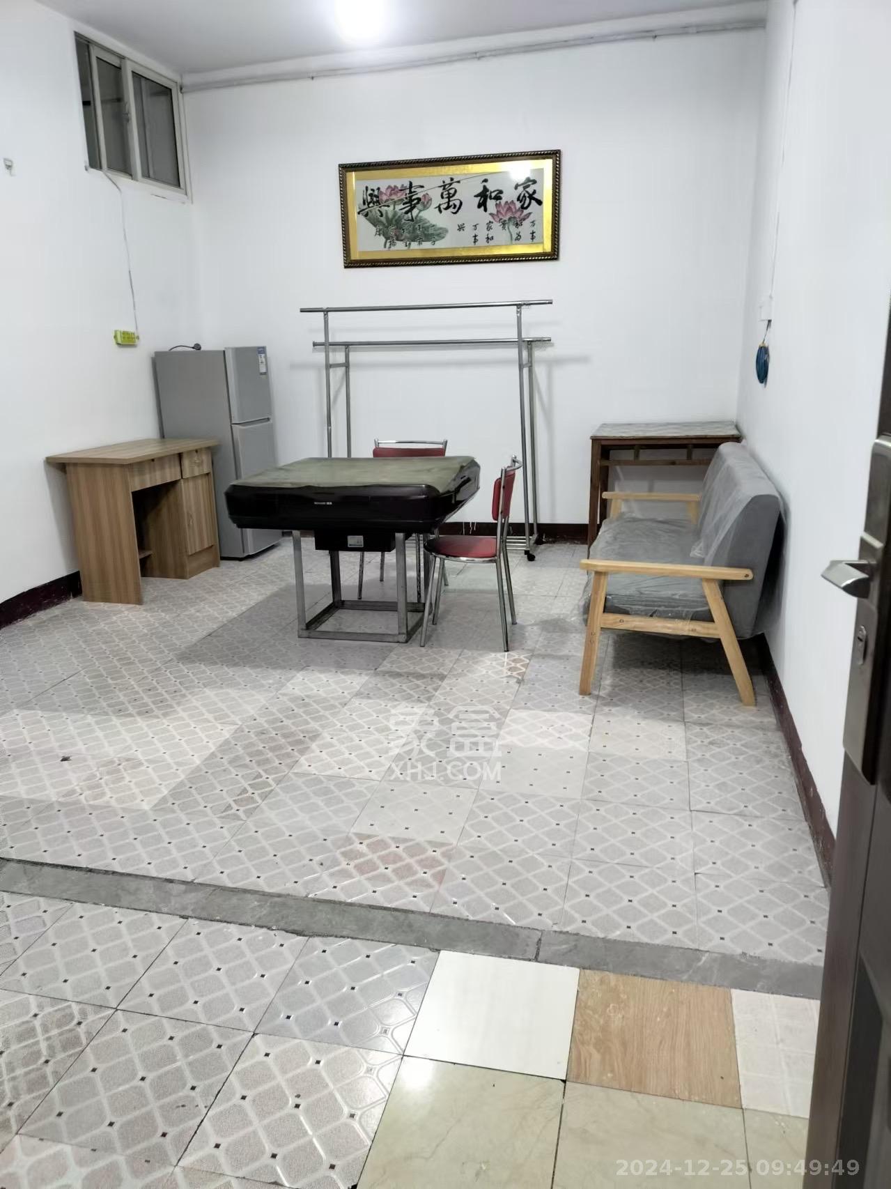 涧塘小区  1室1厅2卫   1320.00元/月室内图