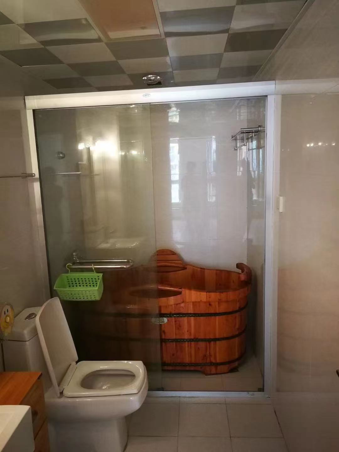 都市村庄 3室2厅2卫 1600.0元/月 都市村庄 3室2厅2卫 1600.0元/月室内图