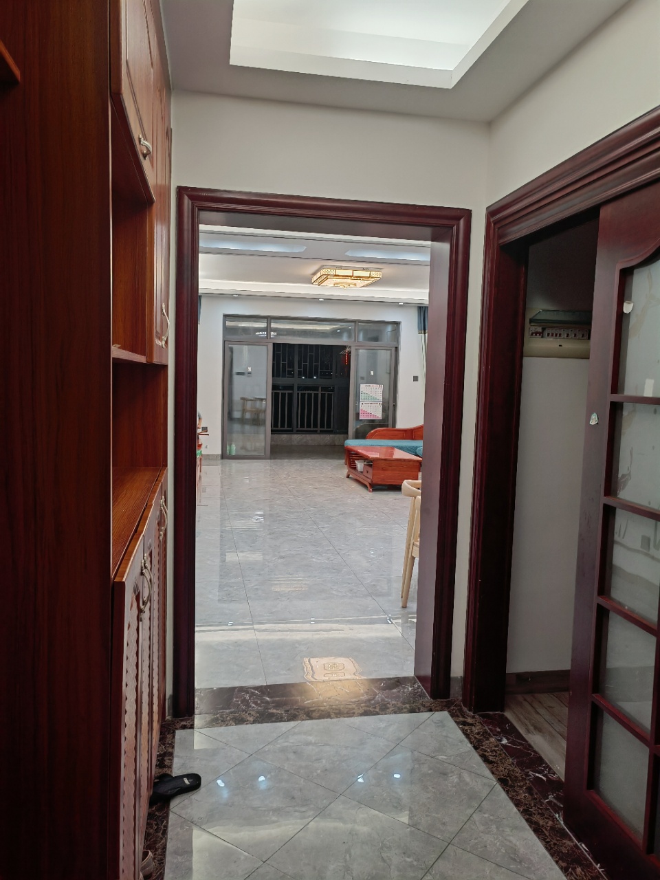 农信大院(响水湾度假公寓) 4室2厅2卫 3000.0元/月 农信大院(响水湾度假公寓) 4室2厅2卫 3000.0元/月室内图