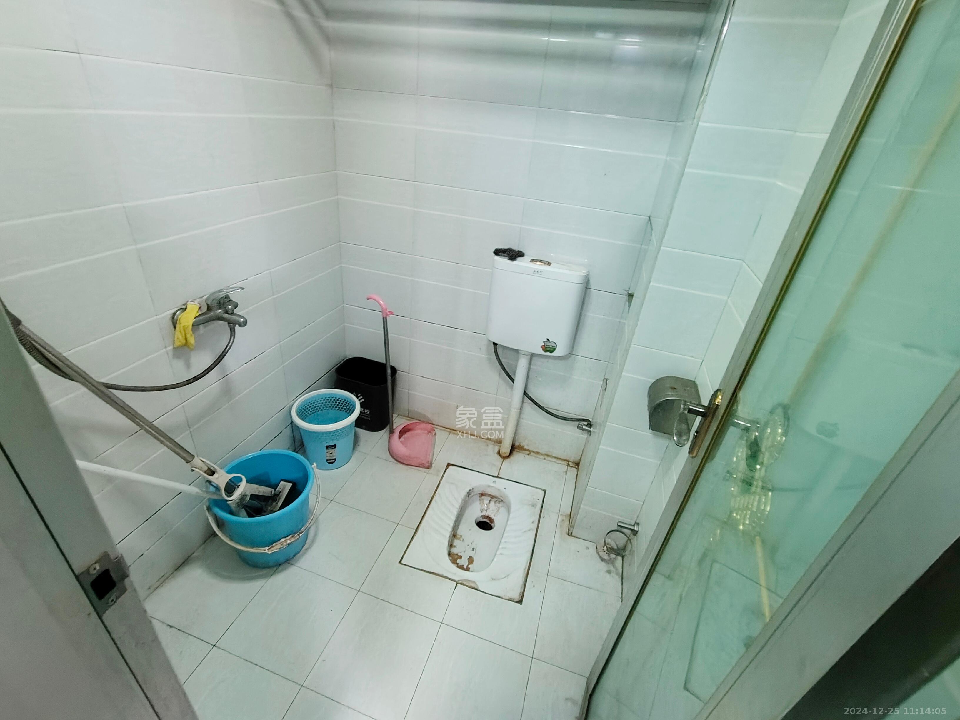 长大彩虹都  2室2厅1卫   1800.00元/月室内图