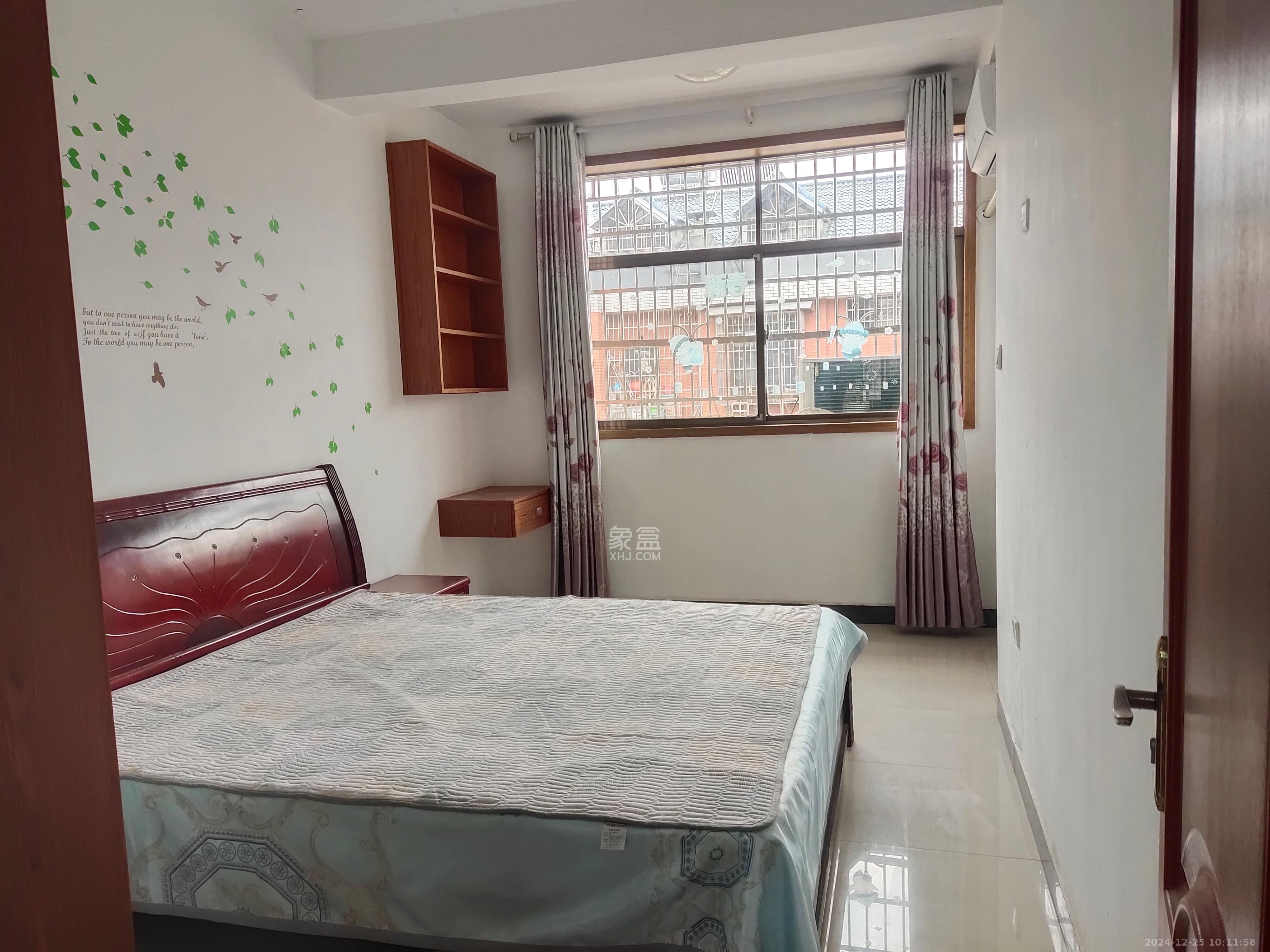 月湖安置小区(马栏山小区) 3室2厅1卫 1800.0元/月 月湖安置小区(马栏山小区) 3室2厅1卫 1800.0元/月室内图