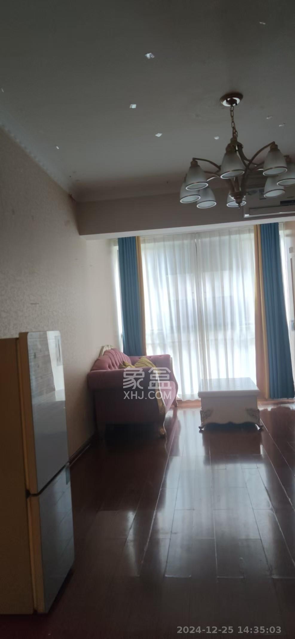 万博汇  2室2厅1卫   2700.00元/月室内图