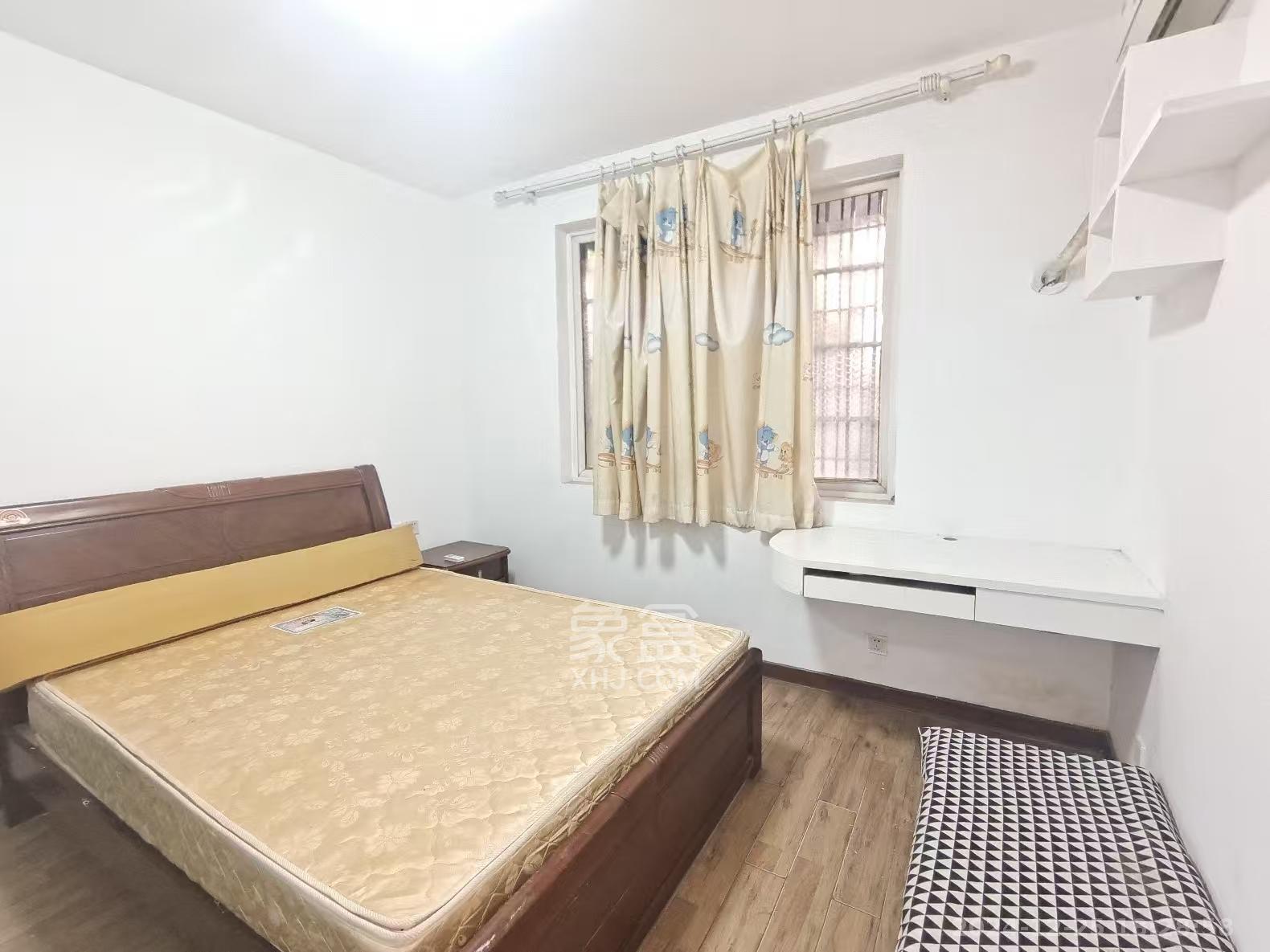 富绿新村  3室2厅2卫   1600.00元/月室内图