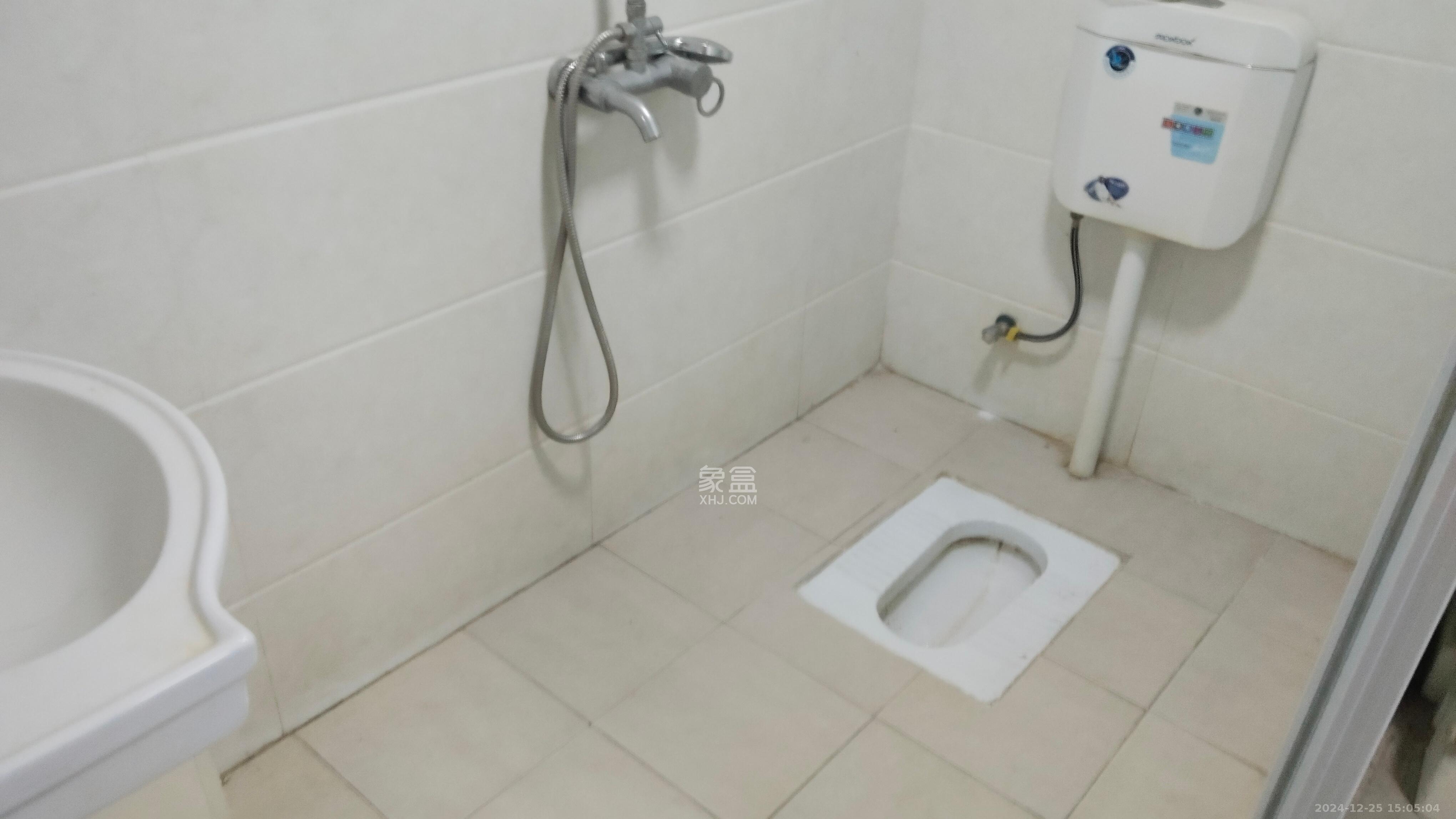 时代公馆  1室1厅1卫    1500.0元/月 时代公馆  1室1厅1卫    1500.0元/月室内图