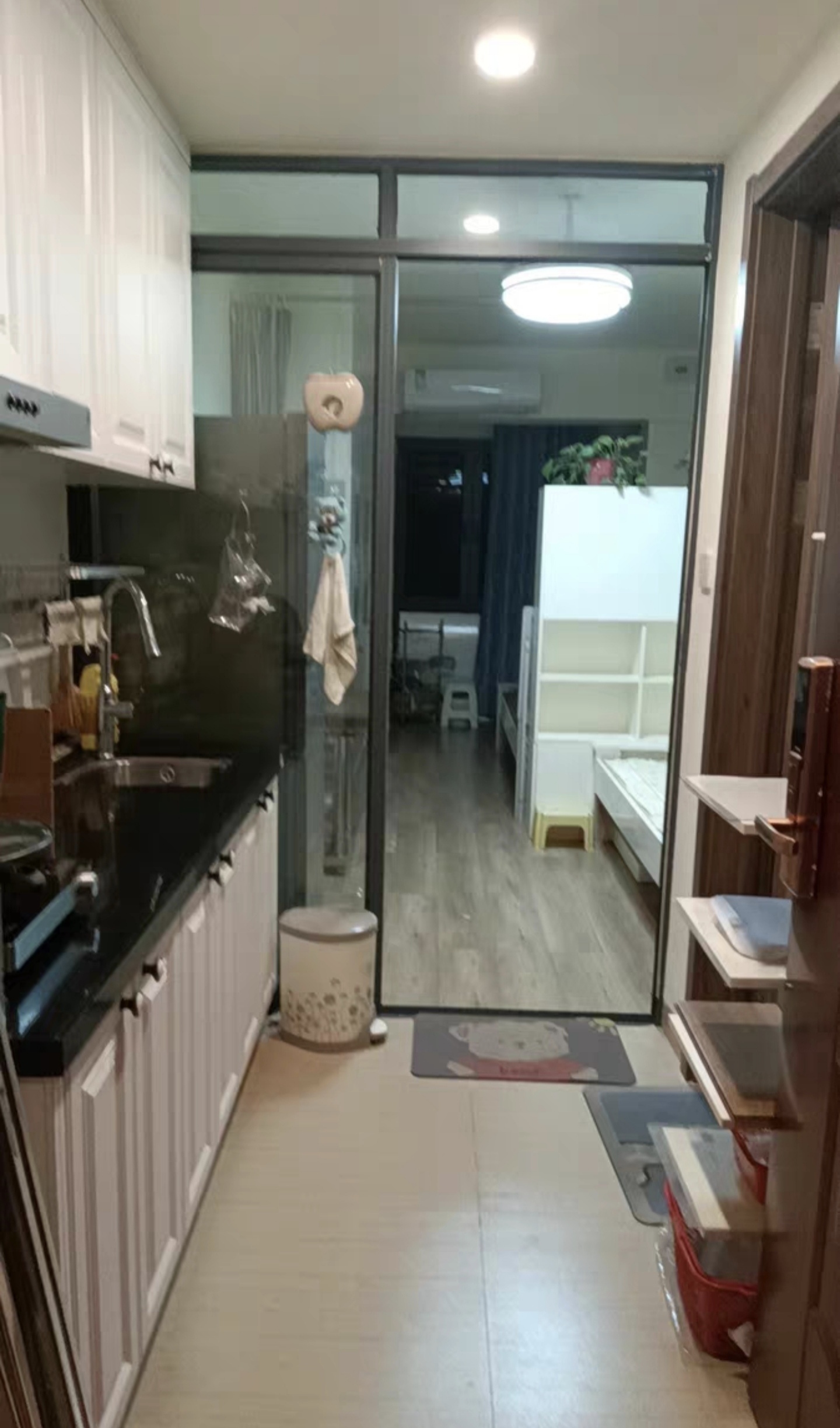 碧桂园豪园-二期  1室1厅1卫    1000.0元/月 碧桂园豪园-二期  1室1厅1卫    1000.0元/月室内图