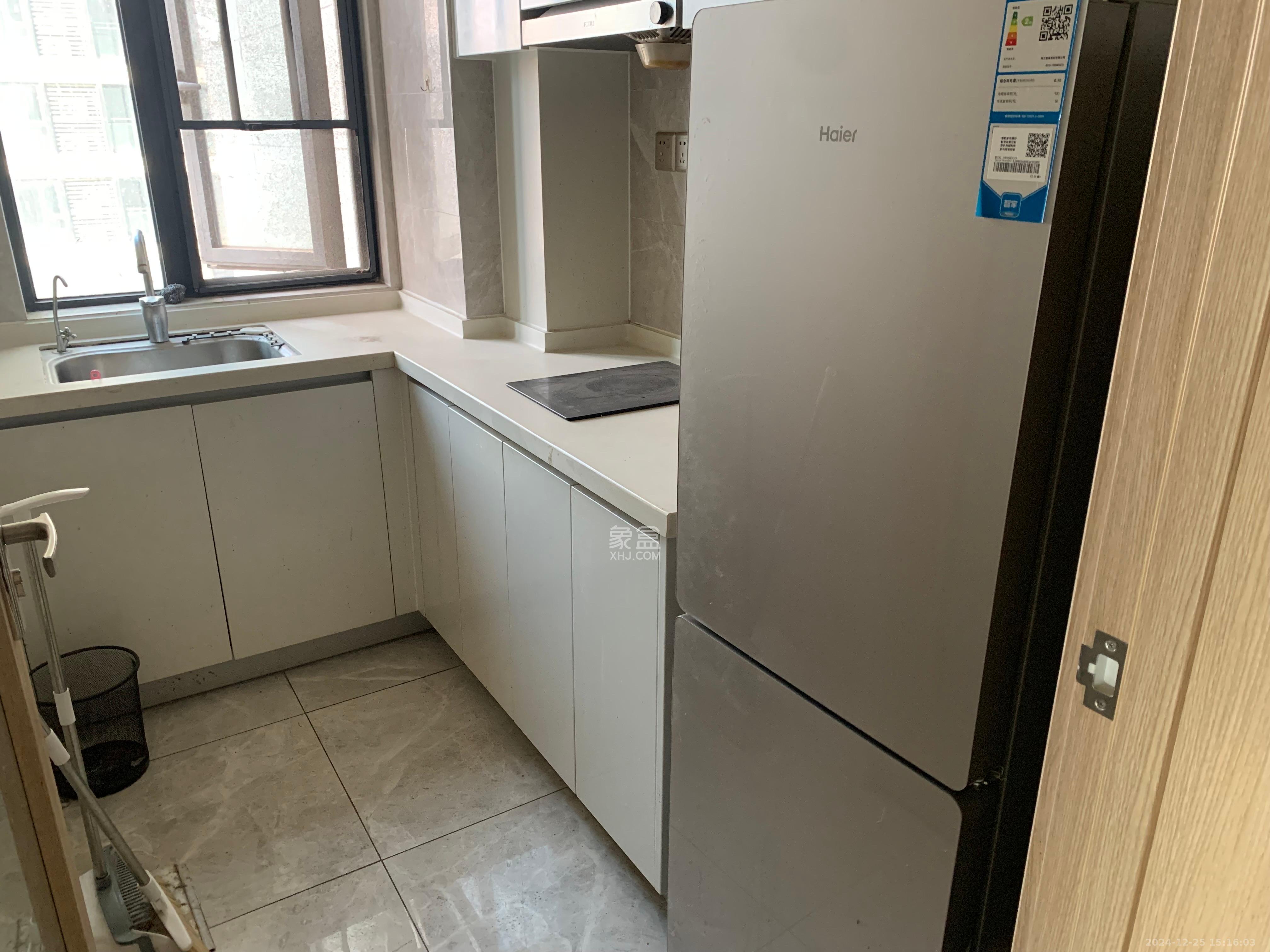 中海阅江府  1室0厅0卫   2300.00元/月室内图