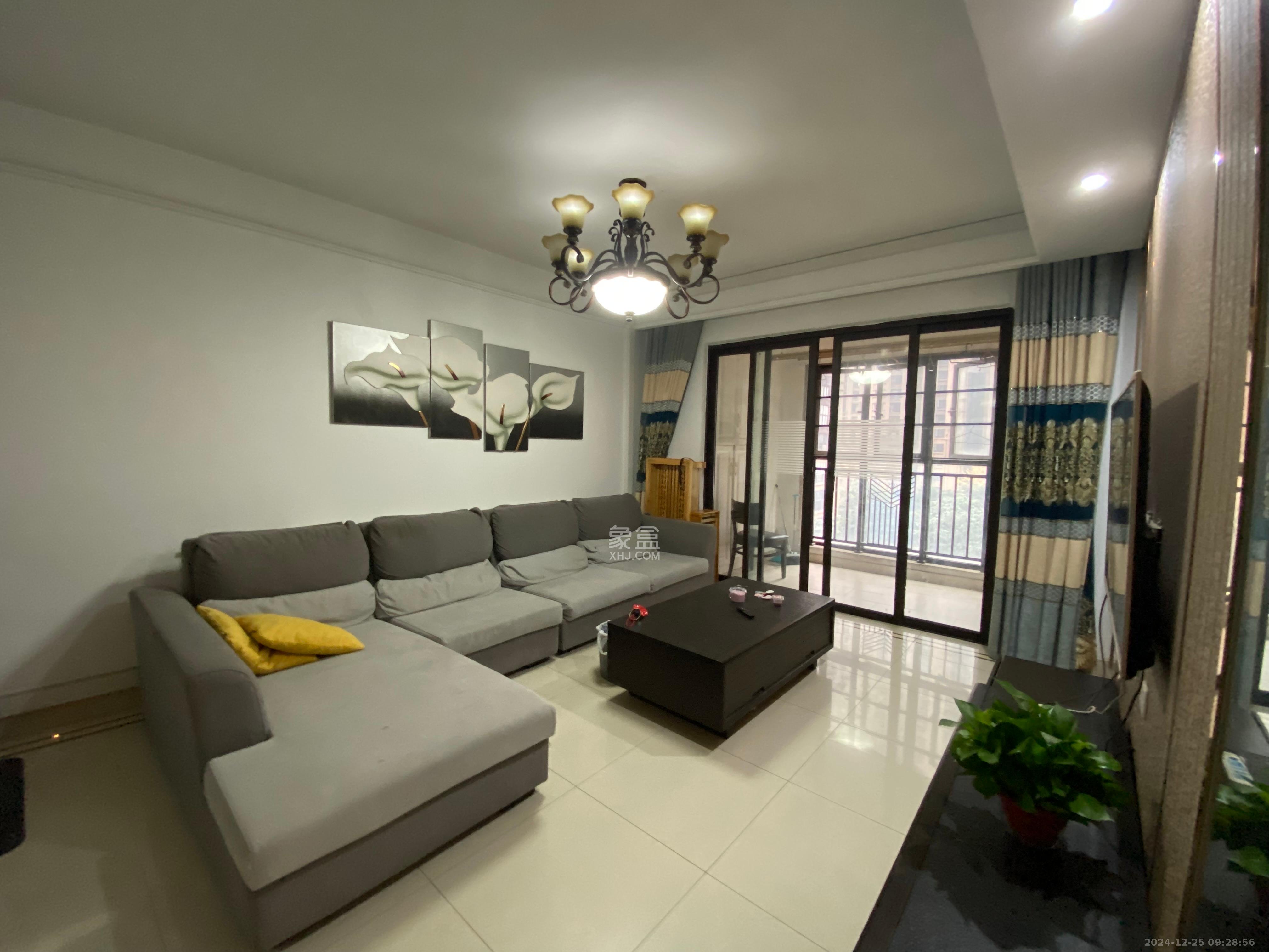 中海国际三期  3室2厅2卫    2500.0元/月 中海国际三期  3室2厅2卫    2500.0元/月室内图