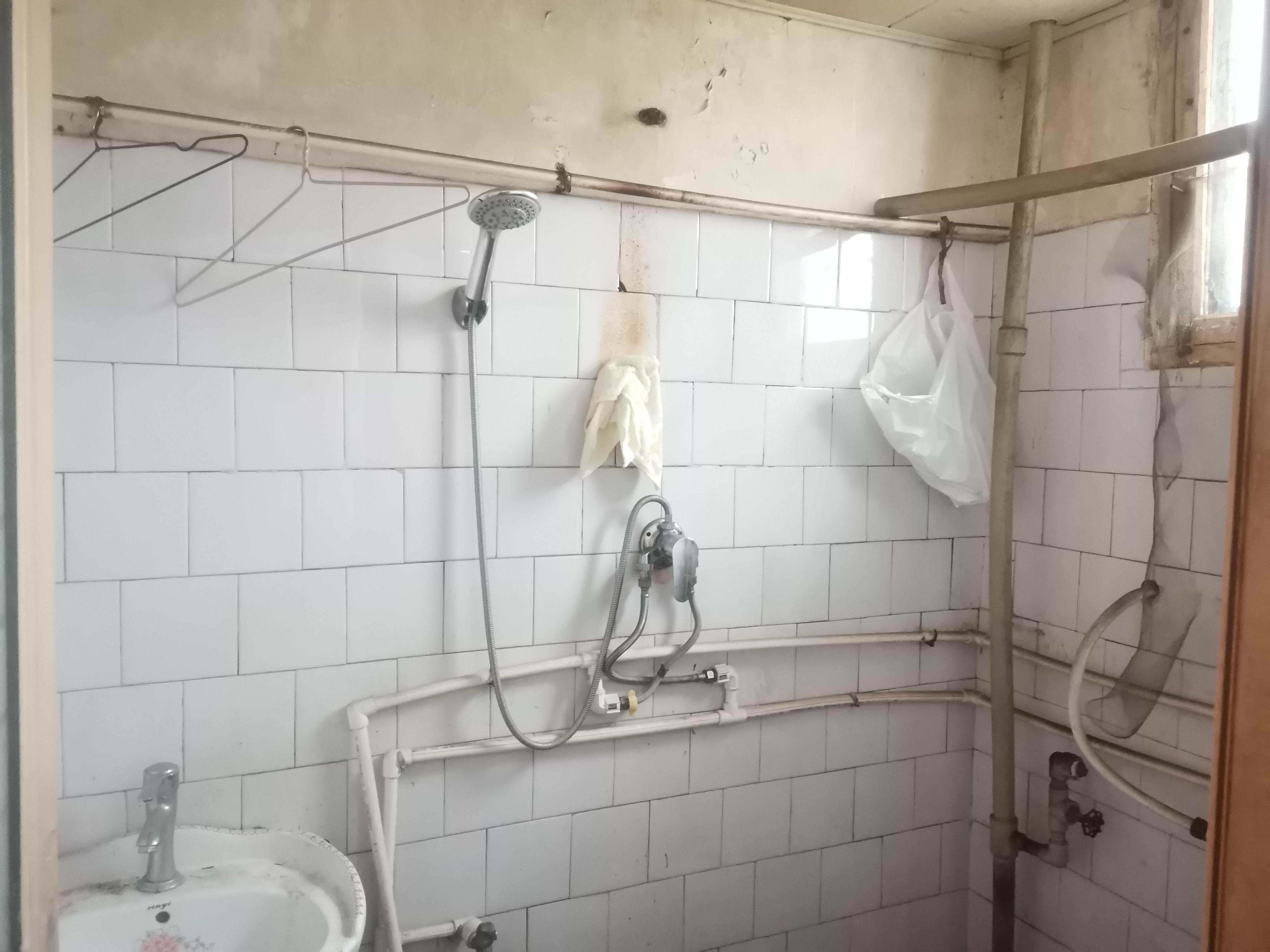 湘煤机清潭小区  1室0厅0卫    700.0元/月 湘煤机清潭小区  1室0厅0卫    700.0元/月室内图