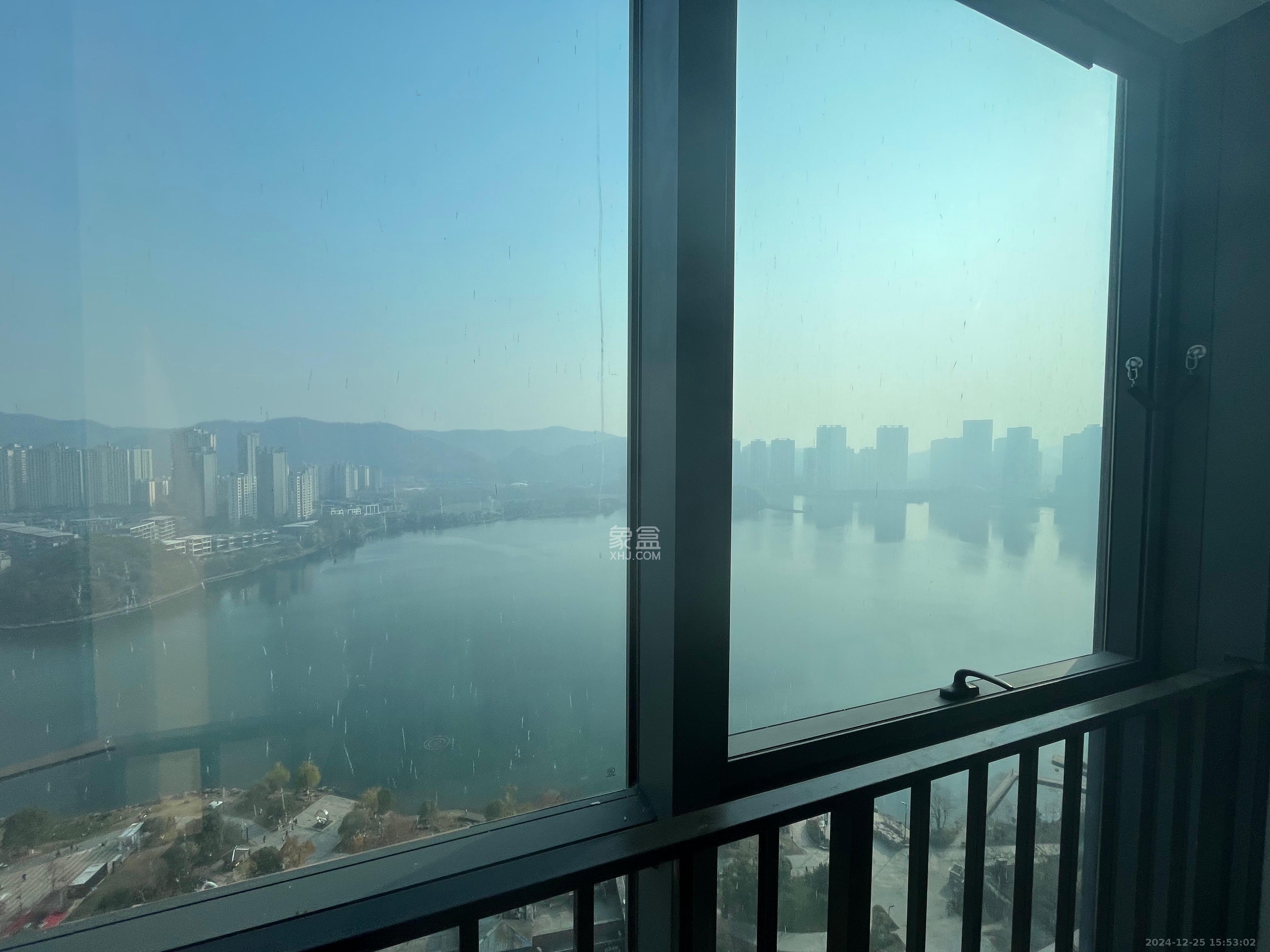 中建宝铂公馆  1室1厅1卫    2600.0元/月室内图1