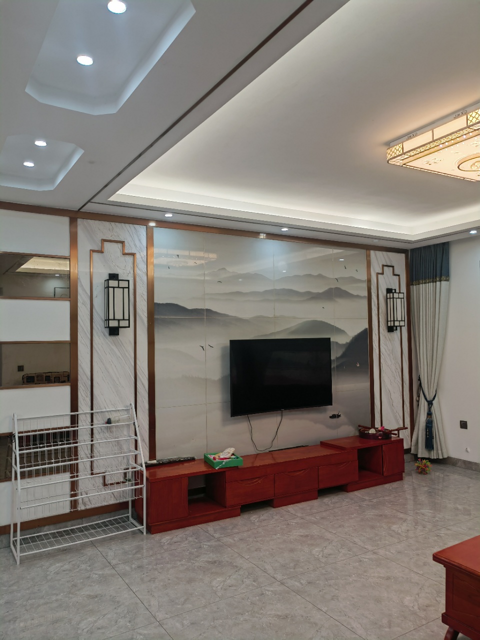 农信大院(响水湾度假公寓) 4室2厅2卫 3000.0元/月 农信大院(响水湾度假公寓) 4室2厅2卫 3000.0元/月室内图