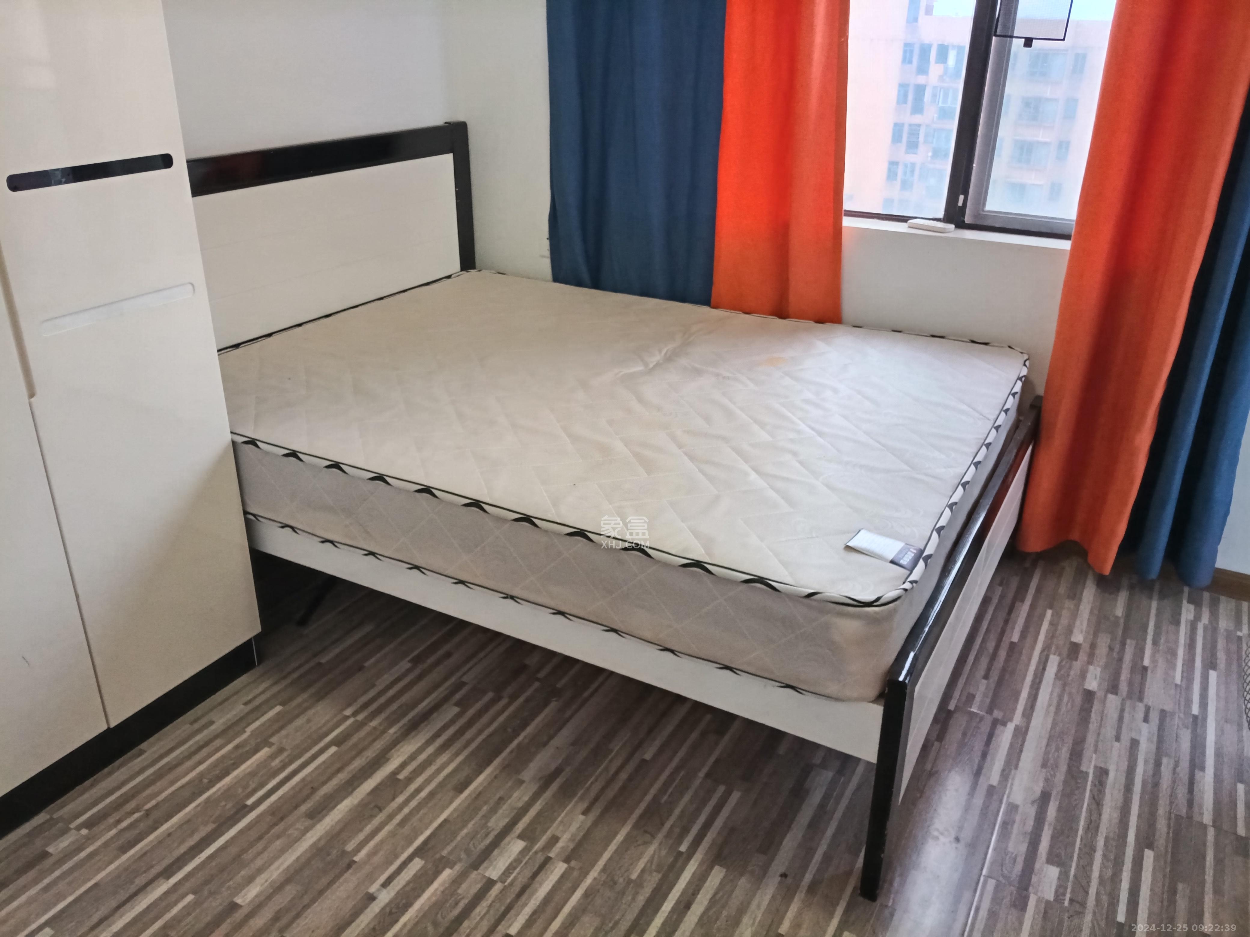 兴威帕克水岸  3室2厅2卫    2500.0元/月室内图