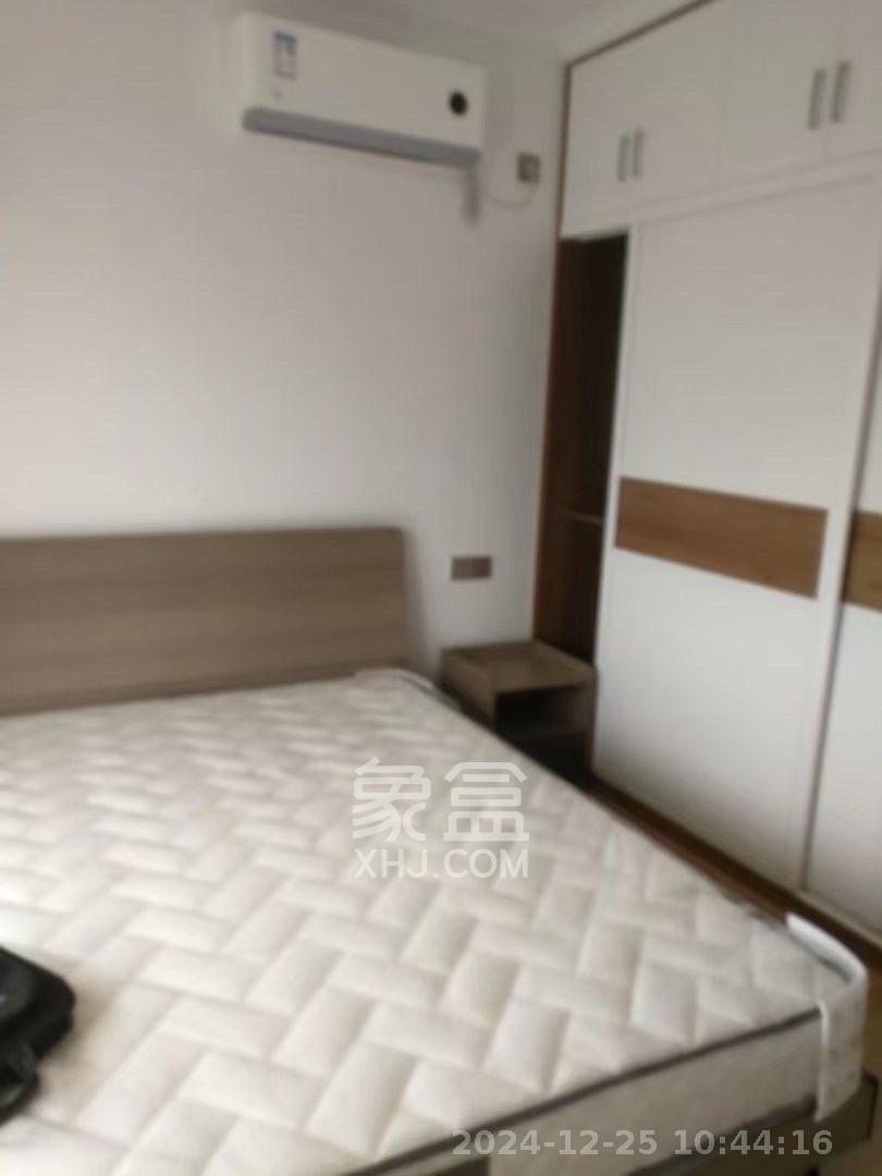骑龙大街（骑龙苑）  3室2厅2卫   3000.00元/月室内图
