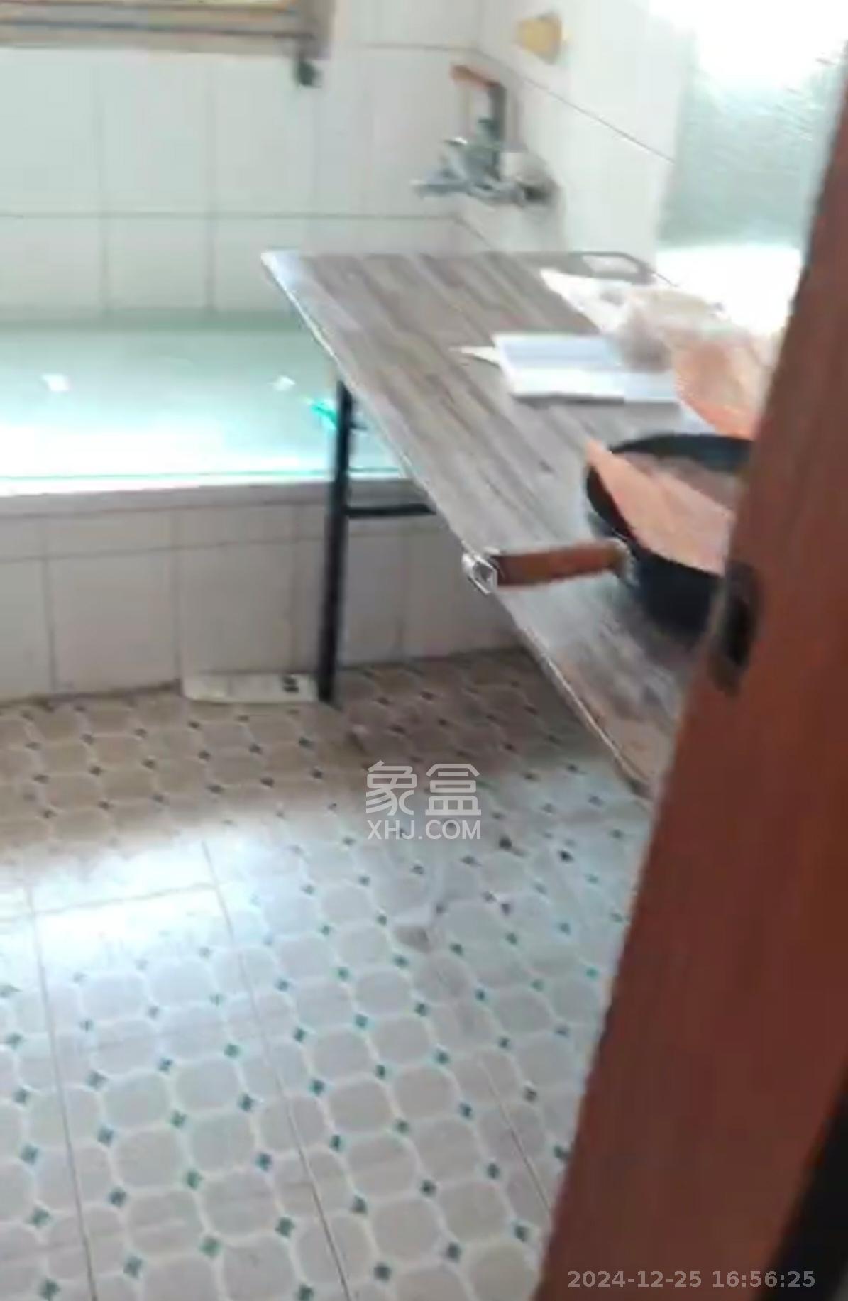 府后路小区 2室2厅1卫 1500.0元/月 府后路小区 2室2厅1卫 1500.0元/月室内图