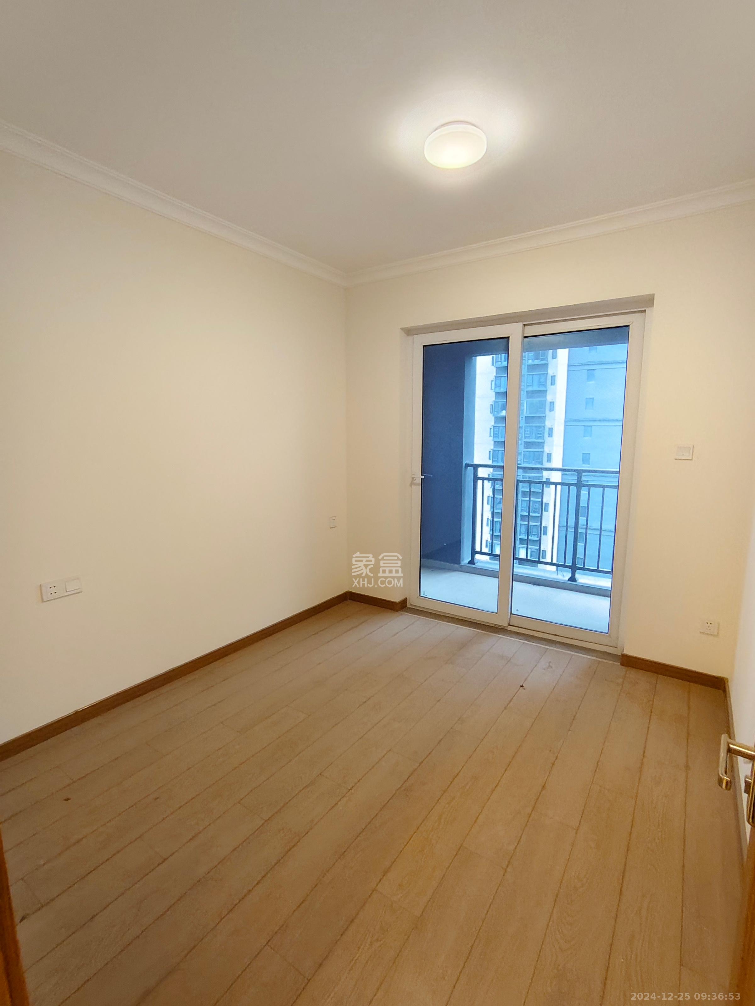 金科集美天辰  3室2厅1卫    2500.0元/月 金科集美天辰  3室2厅1卫    2500.0元/月