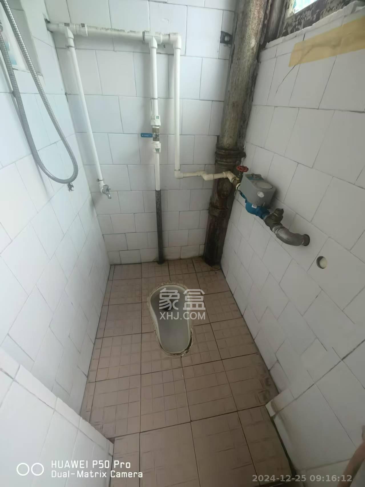 省建苑小区  2室1厅1卫   1600.00元/月室内图