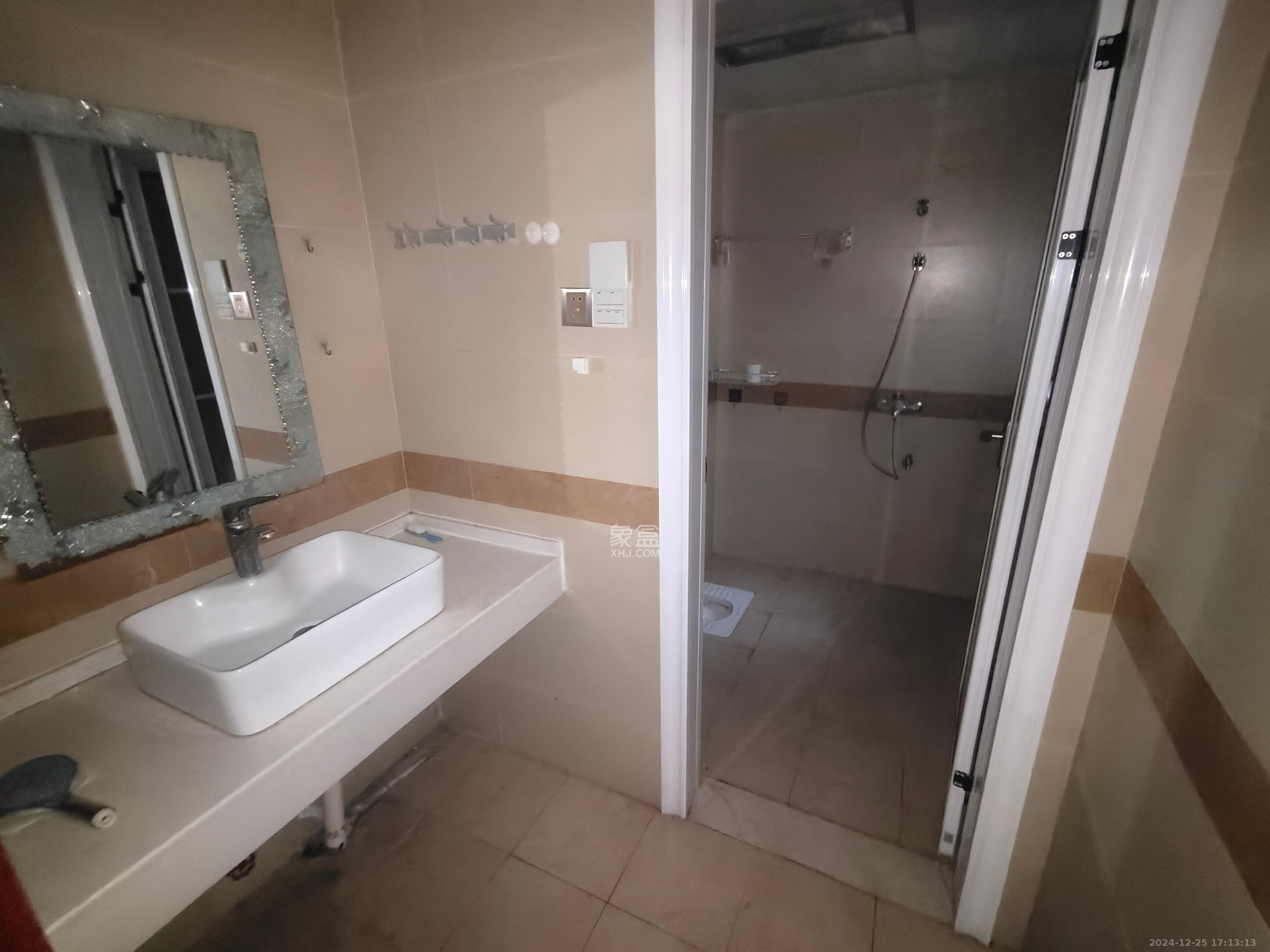 兴隆景苑  2室1厅1卫   2300.00元/月室内图