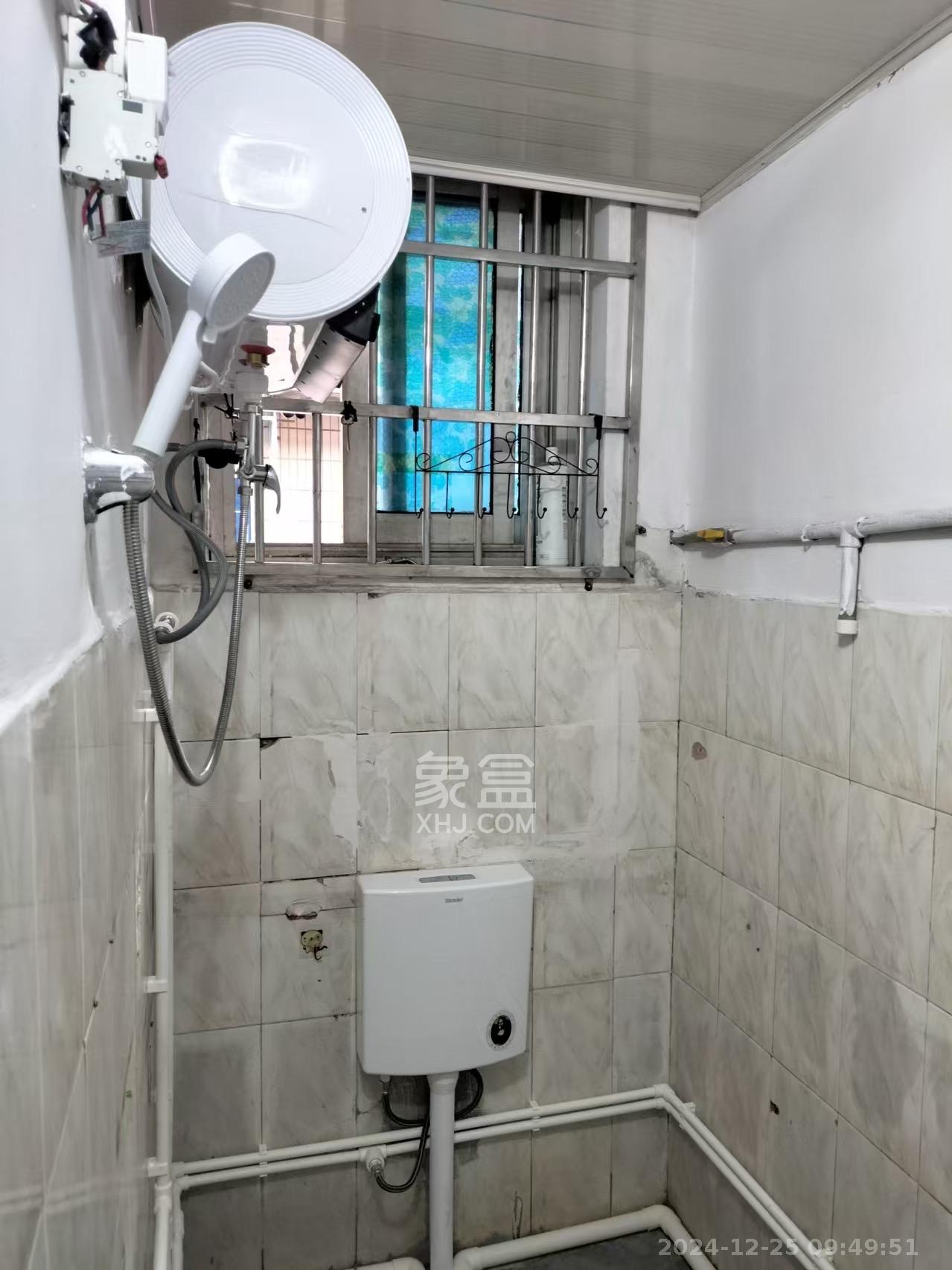 涧塘小区  1室1厅2卫   1320.00元/月室内图