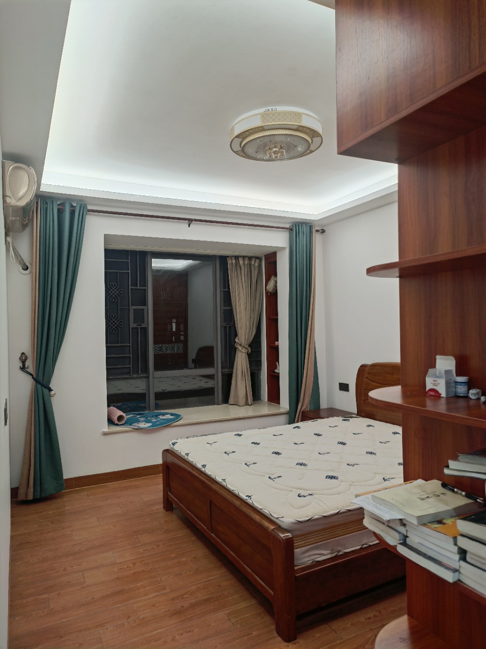 农信大院(响水湾度假公寓) 4室2厅2卫 3000.0元/月 农信大院(响水湾度假公寓) 4室2厅2卫 3000.0元/月室内图