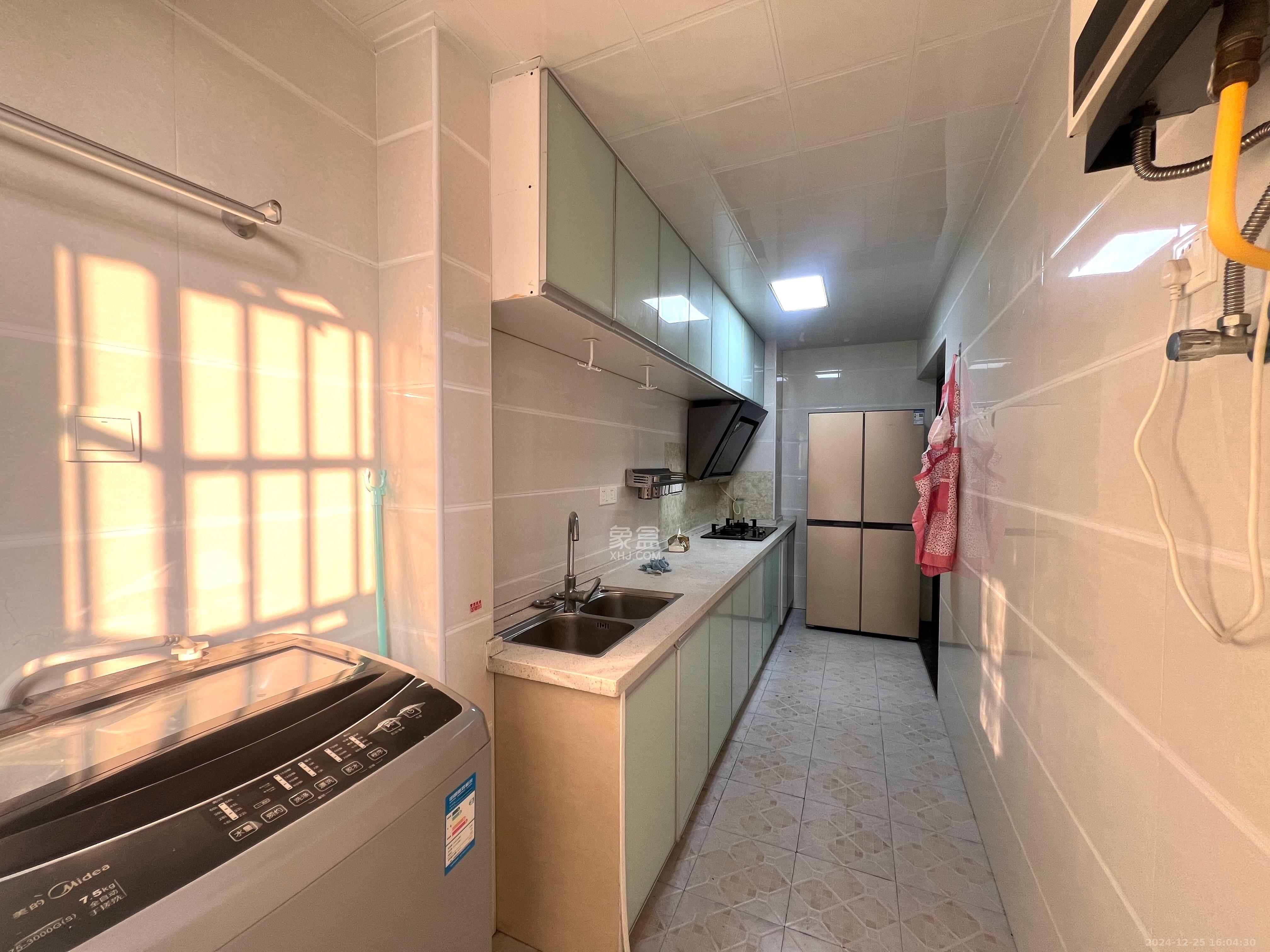 海林馨香雅苑  2室2厅1卫    2500.0元/月 海林馨香雅苑  2室2厅1卫    2500.0元/月室内图