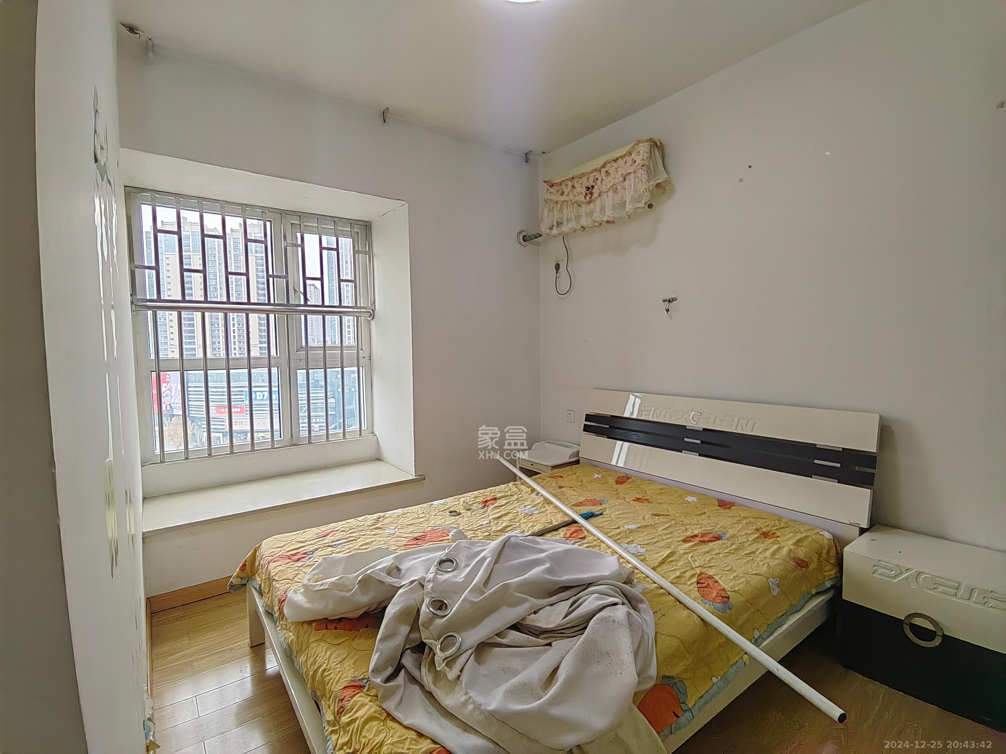 双盈卧龙湾 2室2厅1卫 1600.0元/月 双盈卧龙湾 2室2厅1卫 1600.0元/月室内图